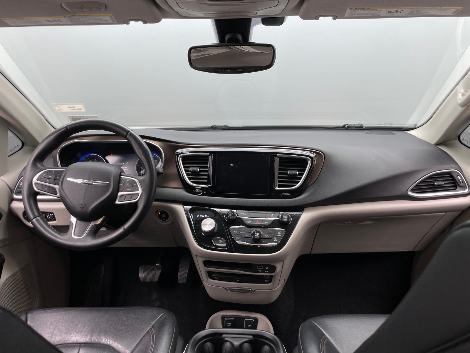 Thumbnail: 2017 Chrysler Pacifica - 2