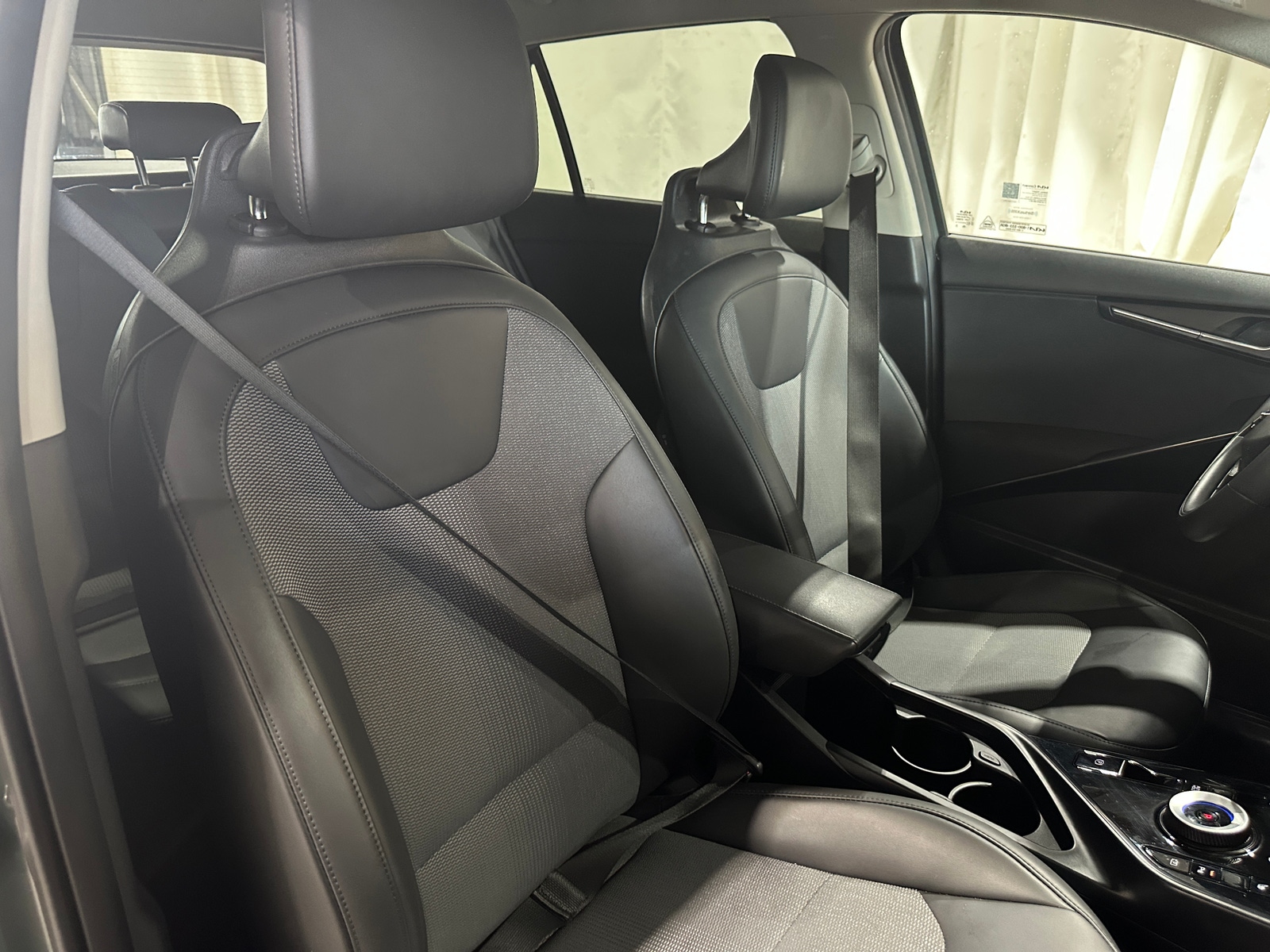 Thumbnail: 2023 Kia Niro - 2