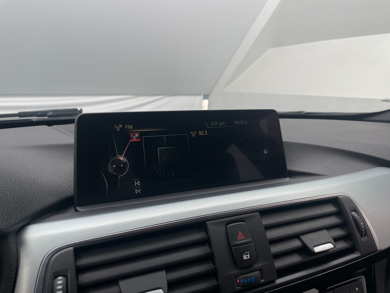 Thumbnail: 2016 BMW 3 Series - 3