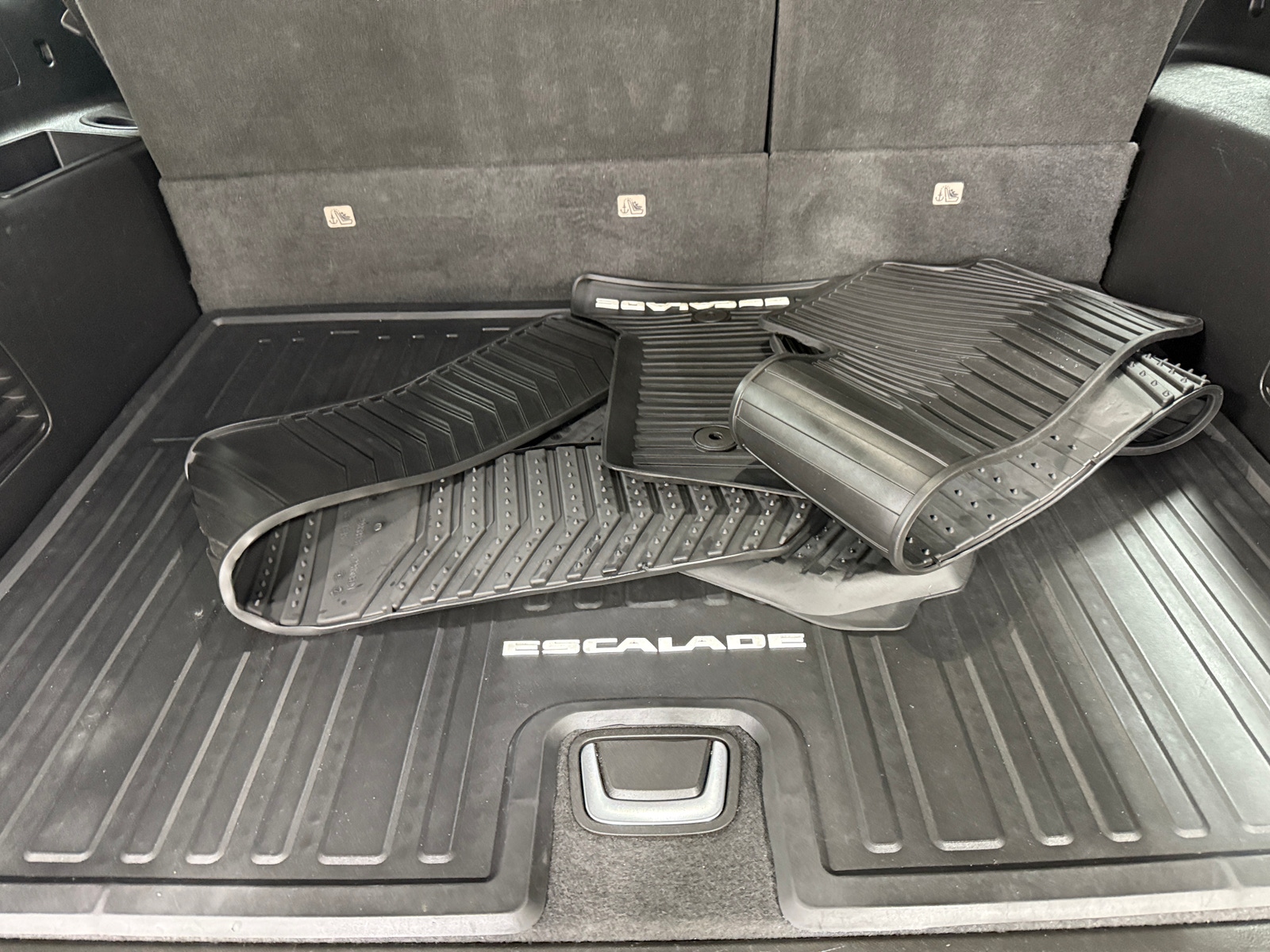 Thumbnail: 2018 Cadillac Escalade - 6