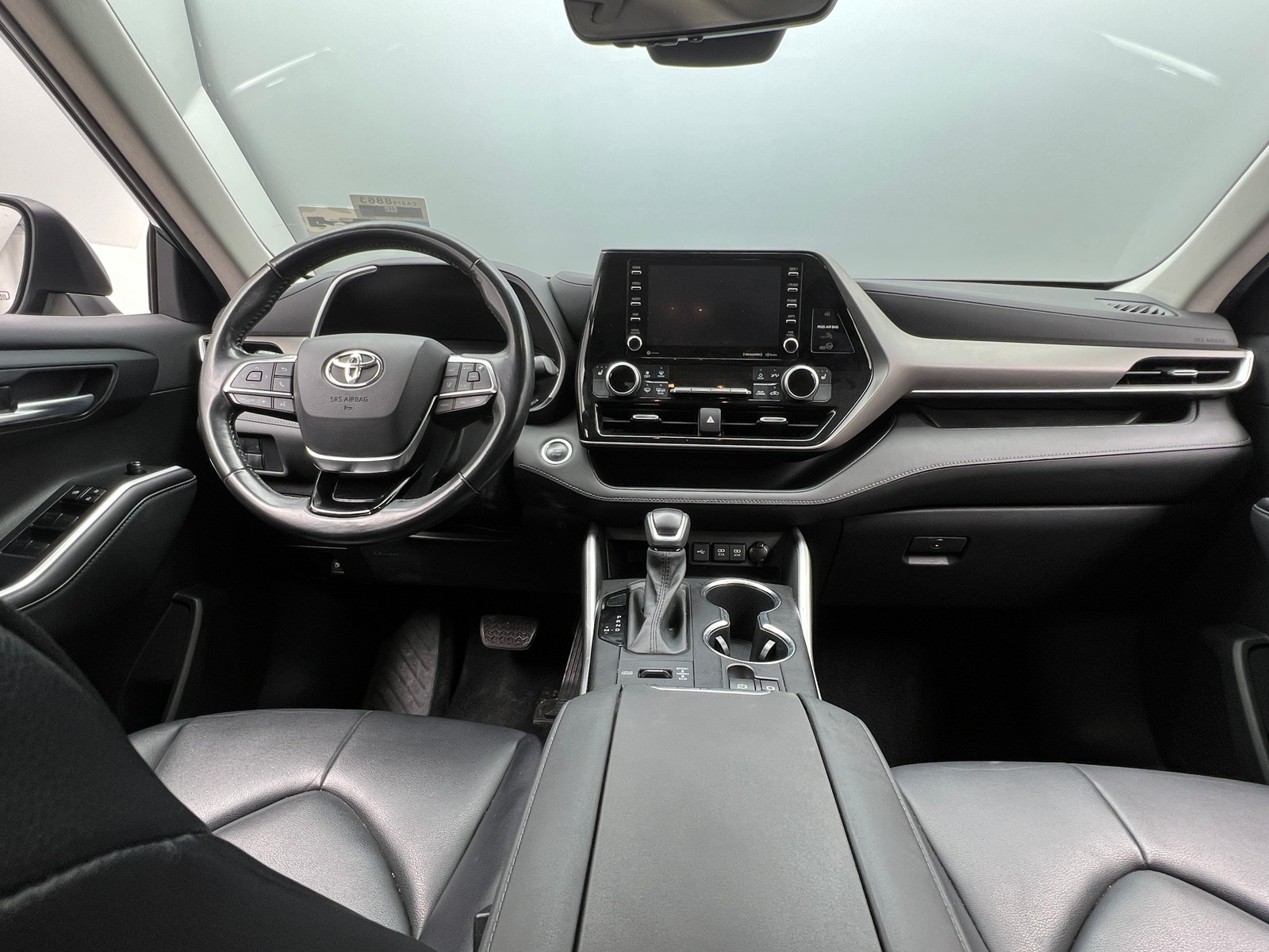 Thumbnail: 2020 Toyota Highlander - 3