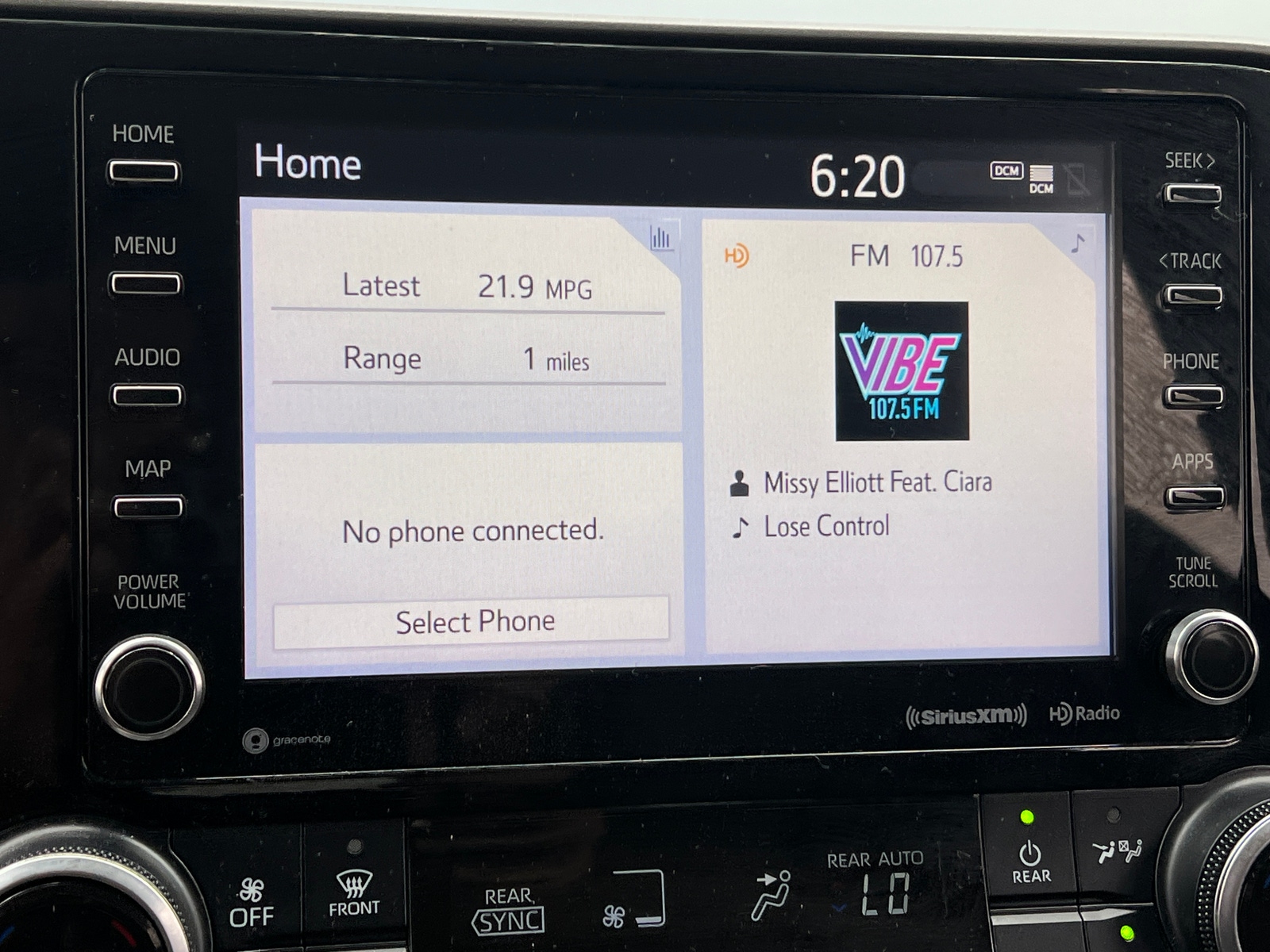 Thumbnail: 2020 Toyota Highlander - 4