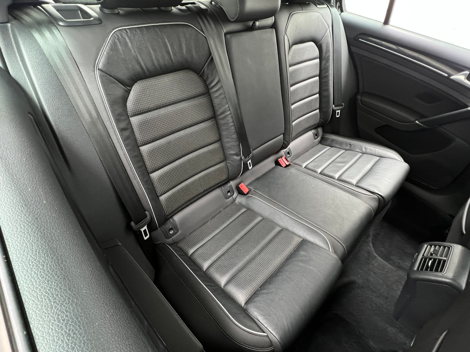 Thumbnail: 2018 Volkswagen Golf - 5