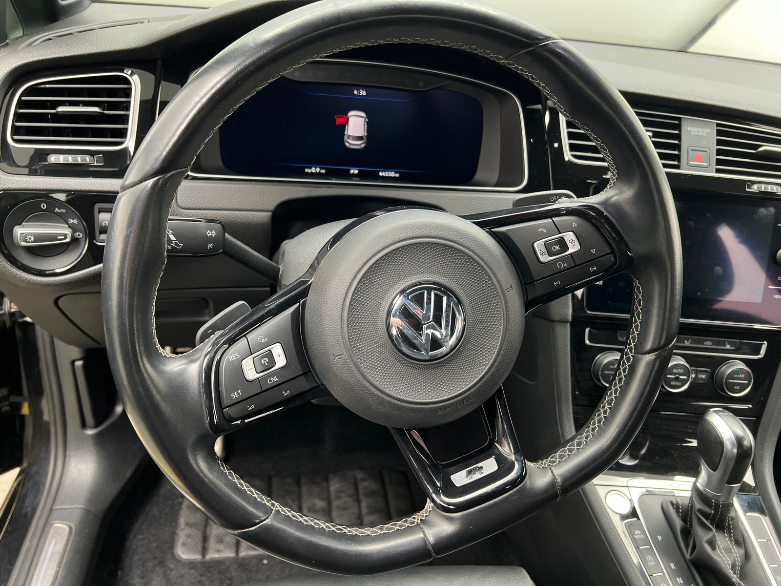 Thumbnail: 2018 Volkswagen Golf - 4