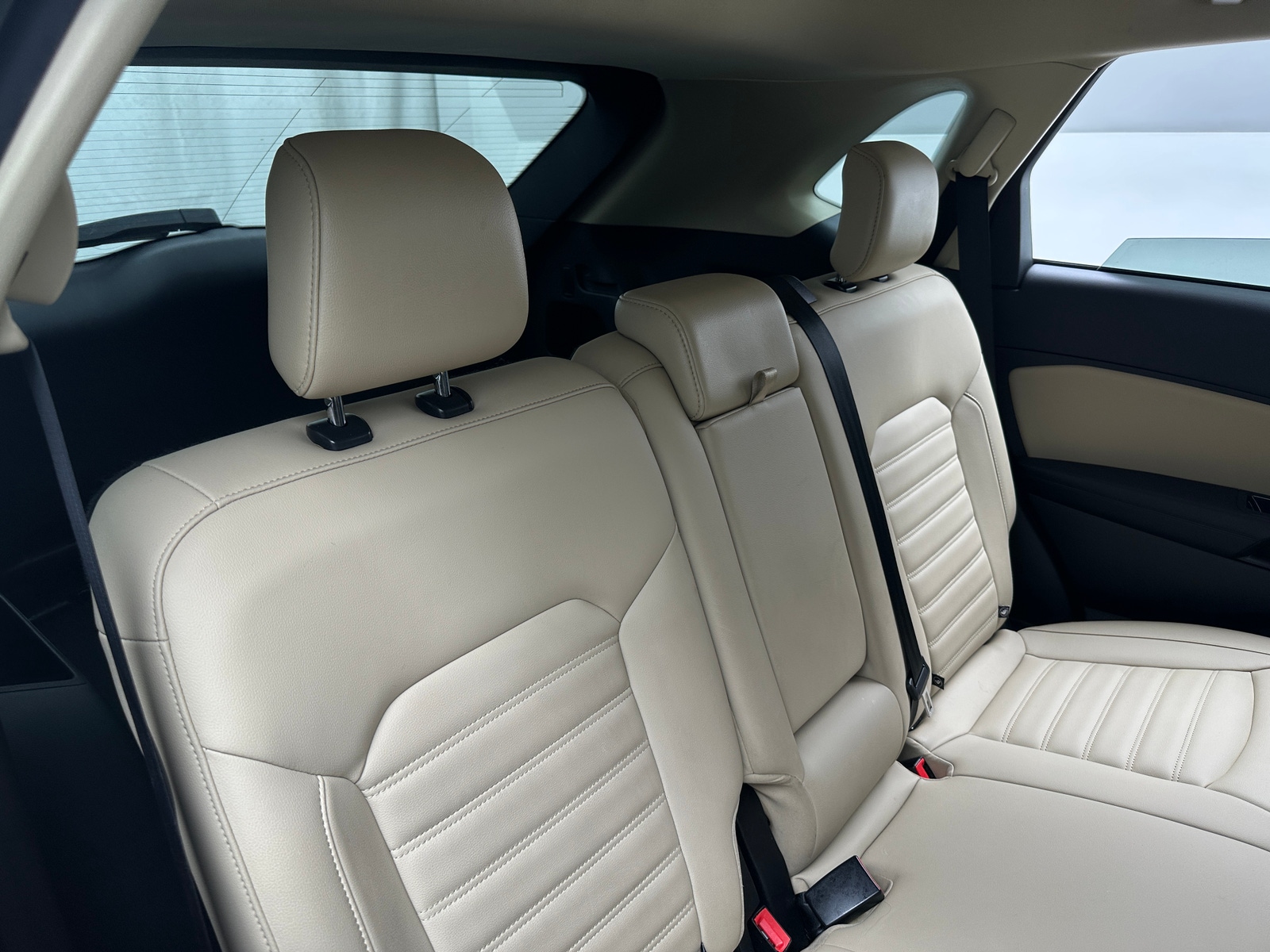 Thumbnail: 2020 Ford Edge - 5