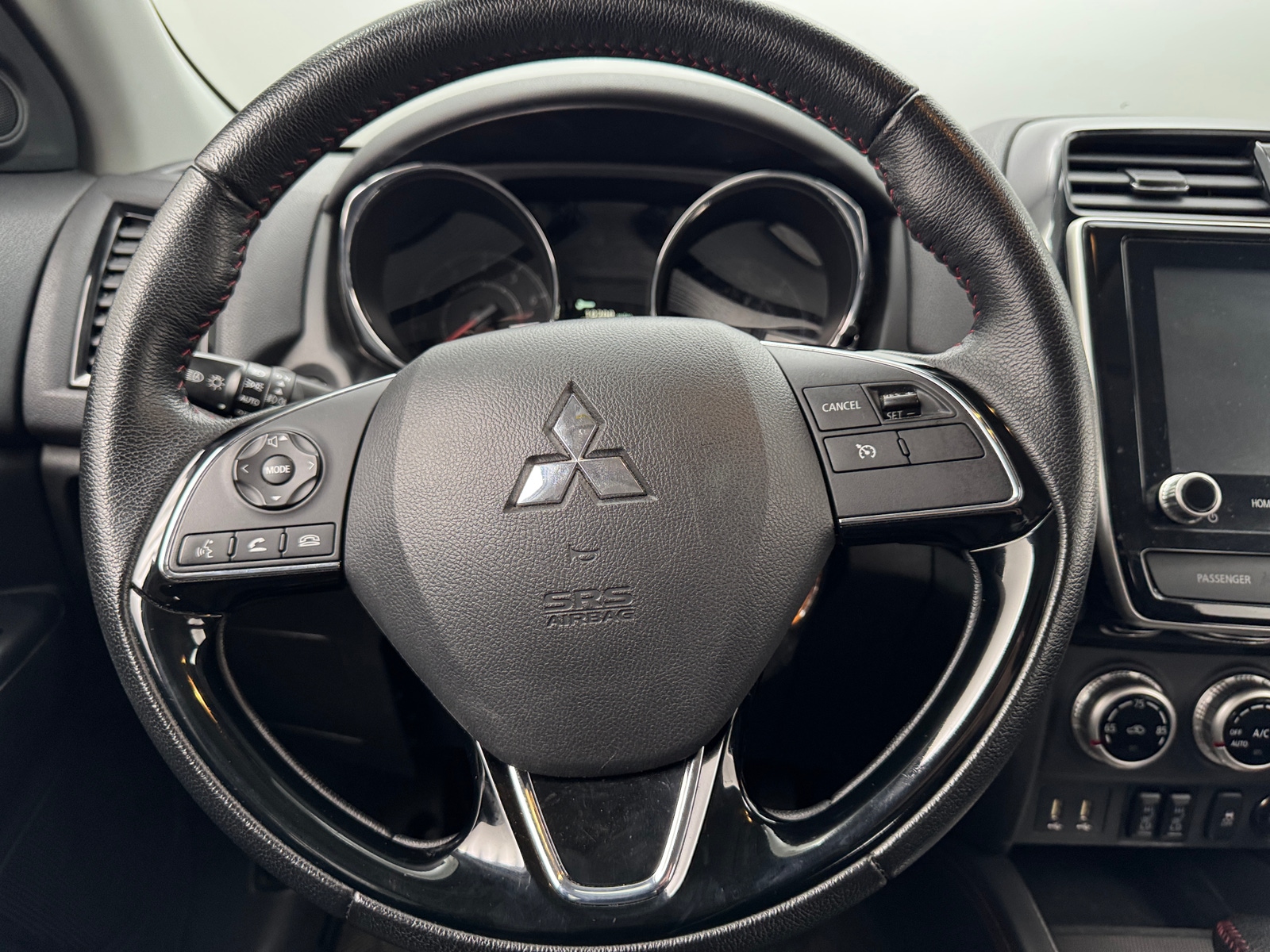 Thumbnail: 2024 Mitsubishi Outlander Sport - 5
