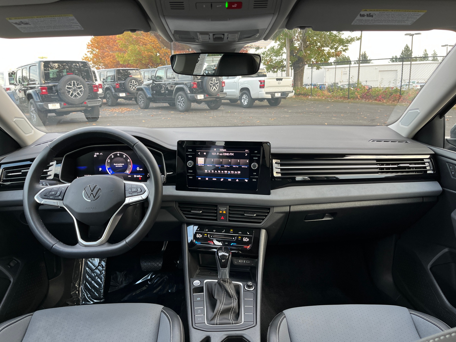 Thumbnail: 2025 Volkswagen Jetta - 3