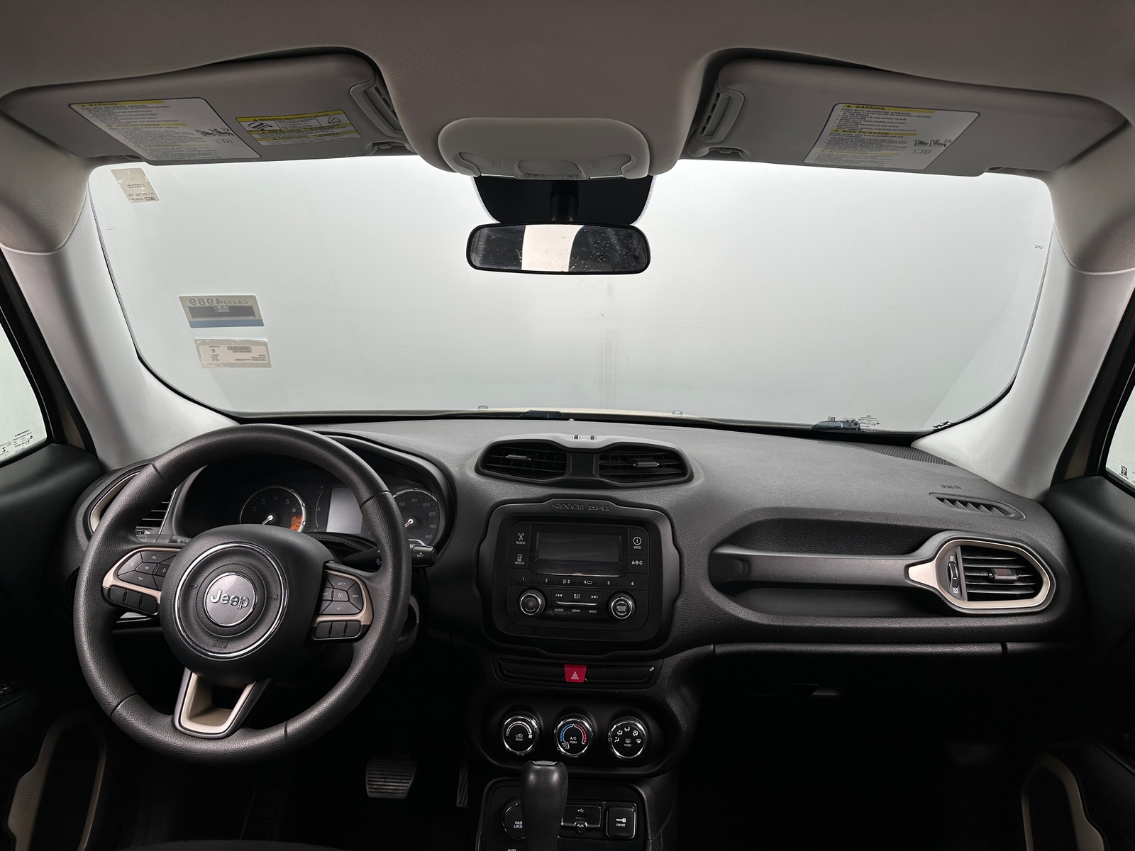 Thumbnail: 2015 Jeep Renegade - 3
