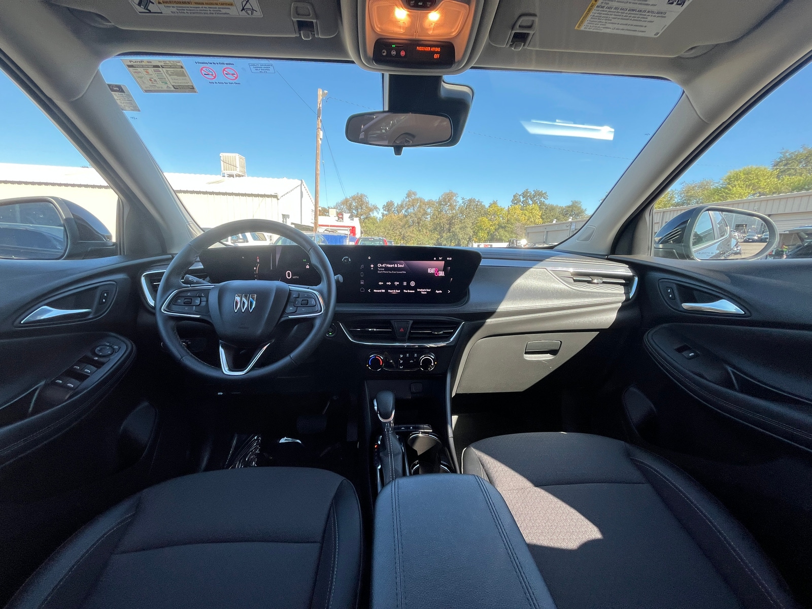 Thumbnail: 2025 Buick Encore GX - 3