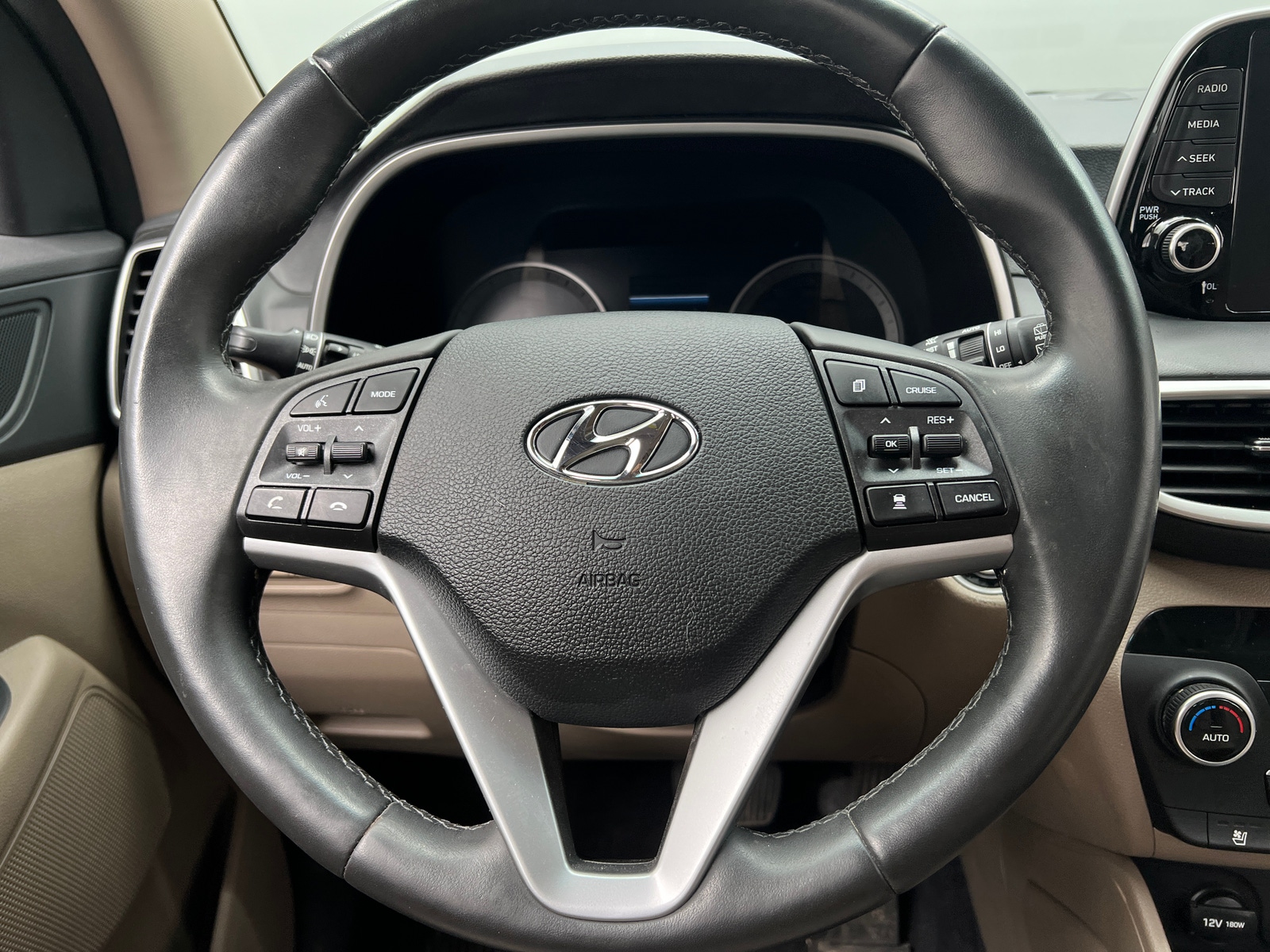 Thumbnail: 2021 Hyundai Tucson - 4