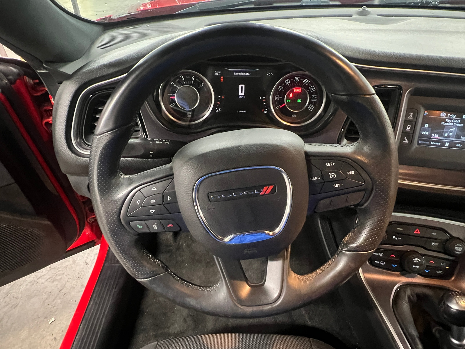 Thumbnail: 2015 Dodge Challenger - 4