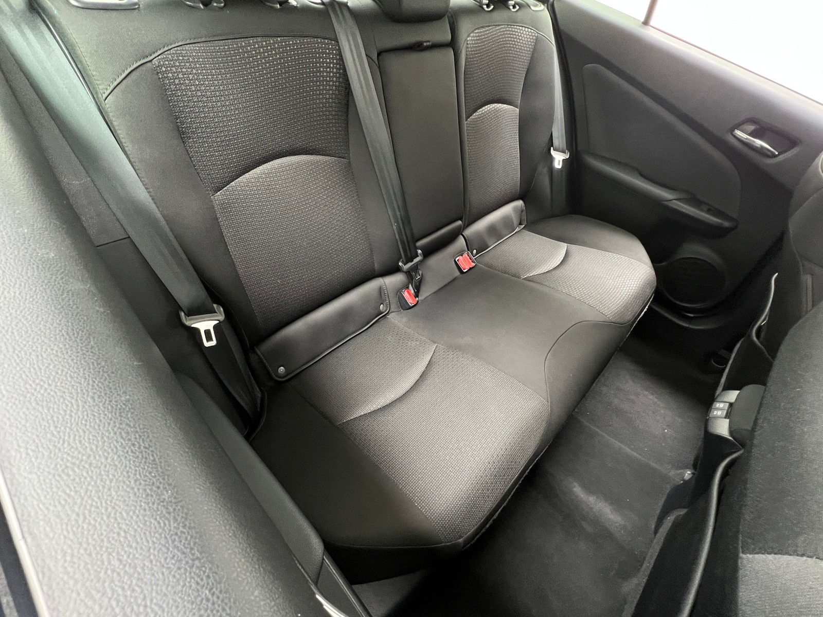 Thumbnail: 2022 Toyota Prius - 6