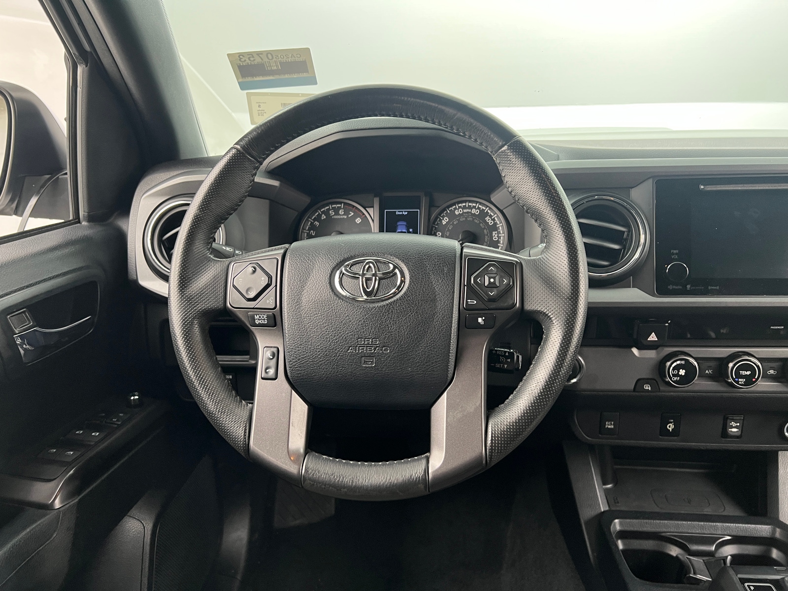 Thumbnail: 2016 Toyota Tacoma - 5