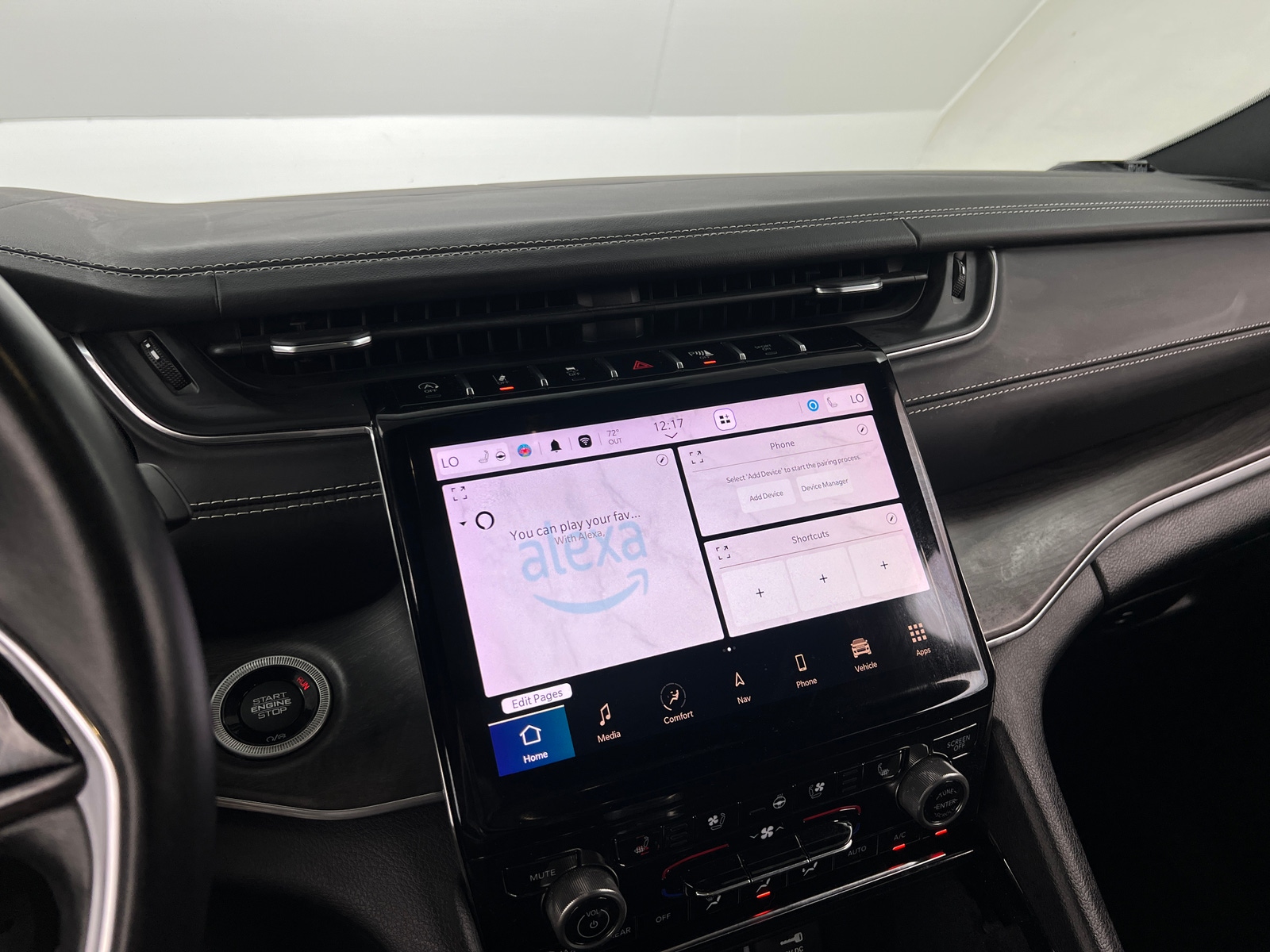 Thumbnail: 2022 Jeep Grand Cherokee L - 3