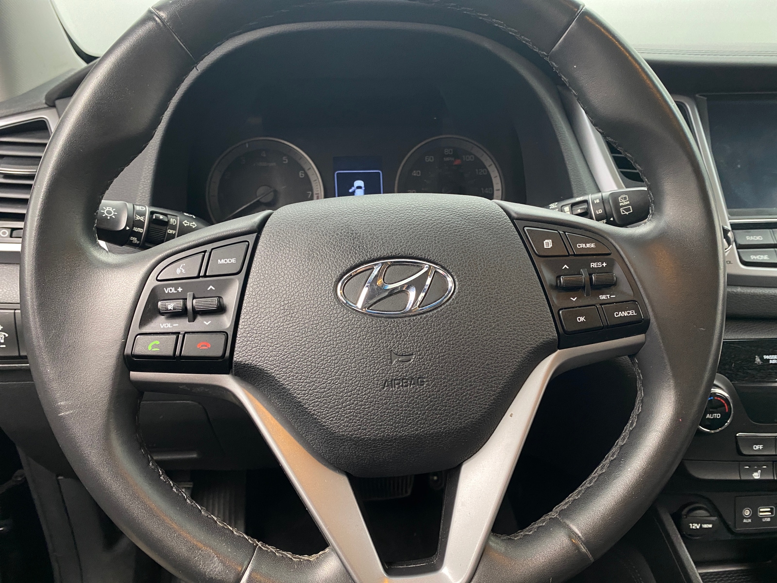 Thumbnail: 2017 Hyundai Tucson - 4