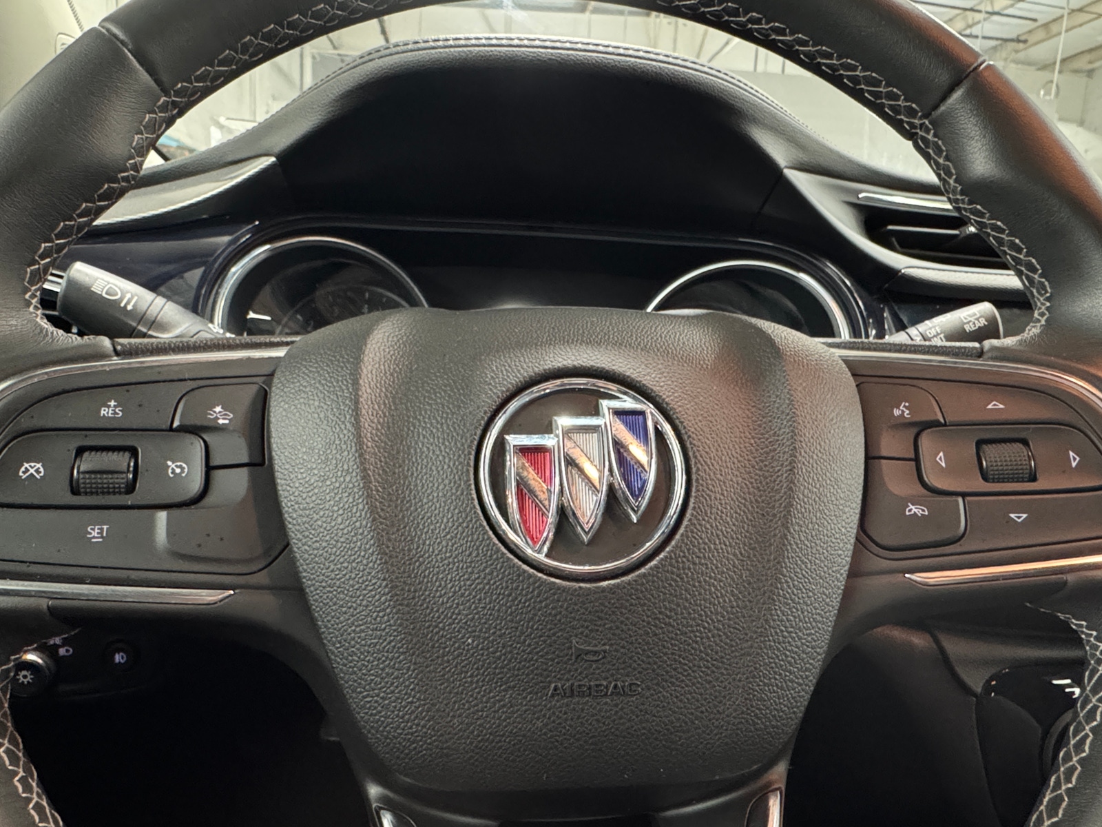 Thumbnail: 2022 Buick Encore GX - 5