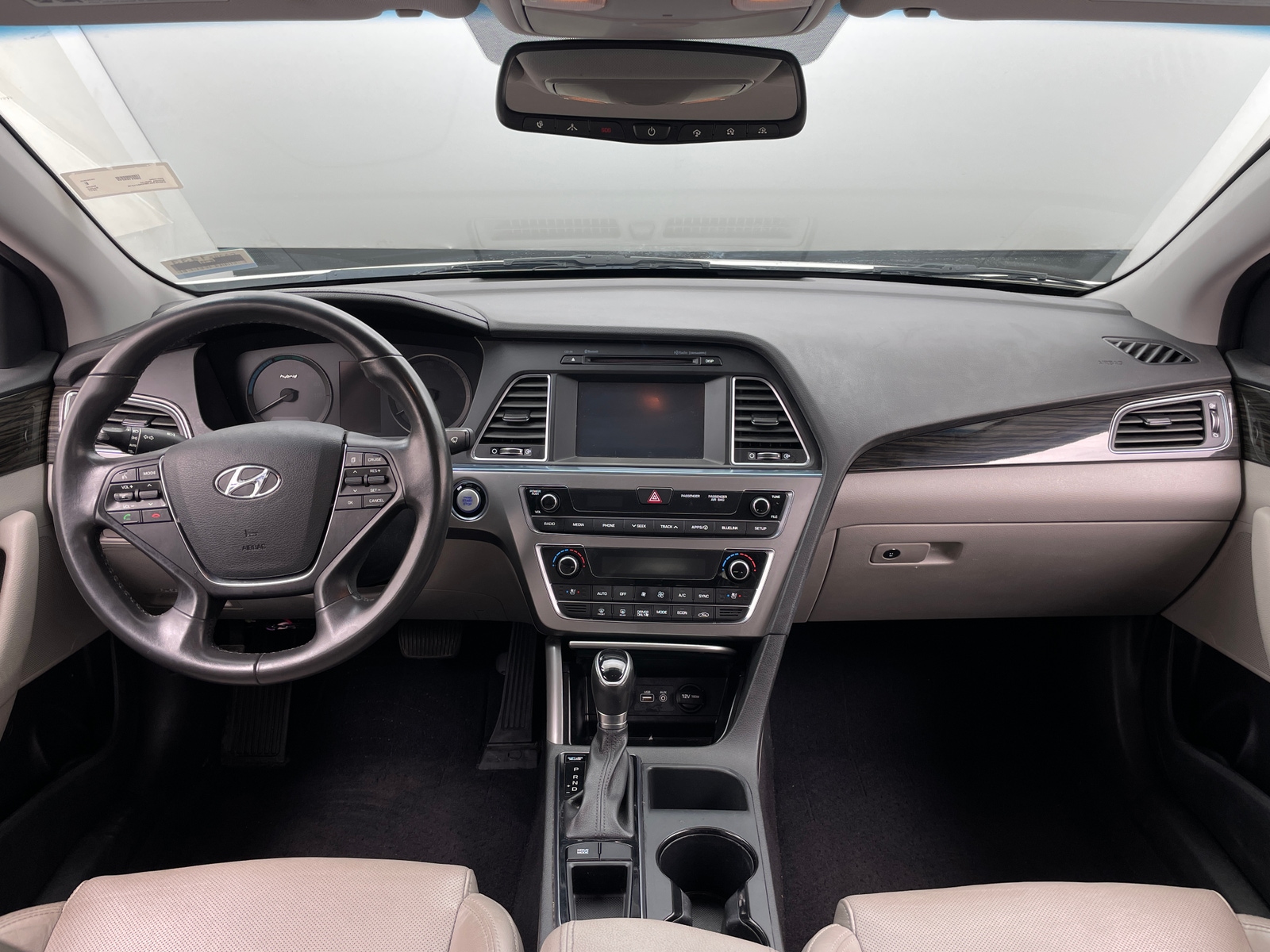 Thumbnail: 2017 Hyundai Sonata - 2