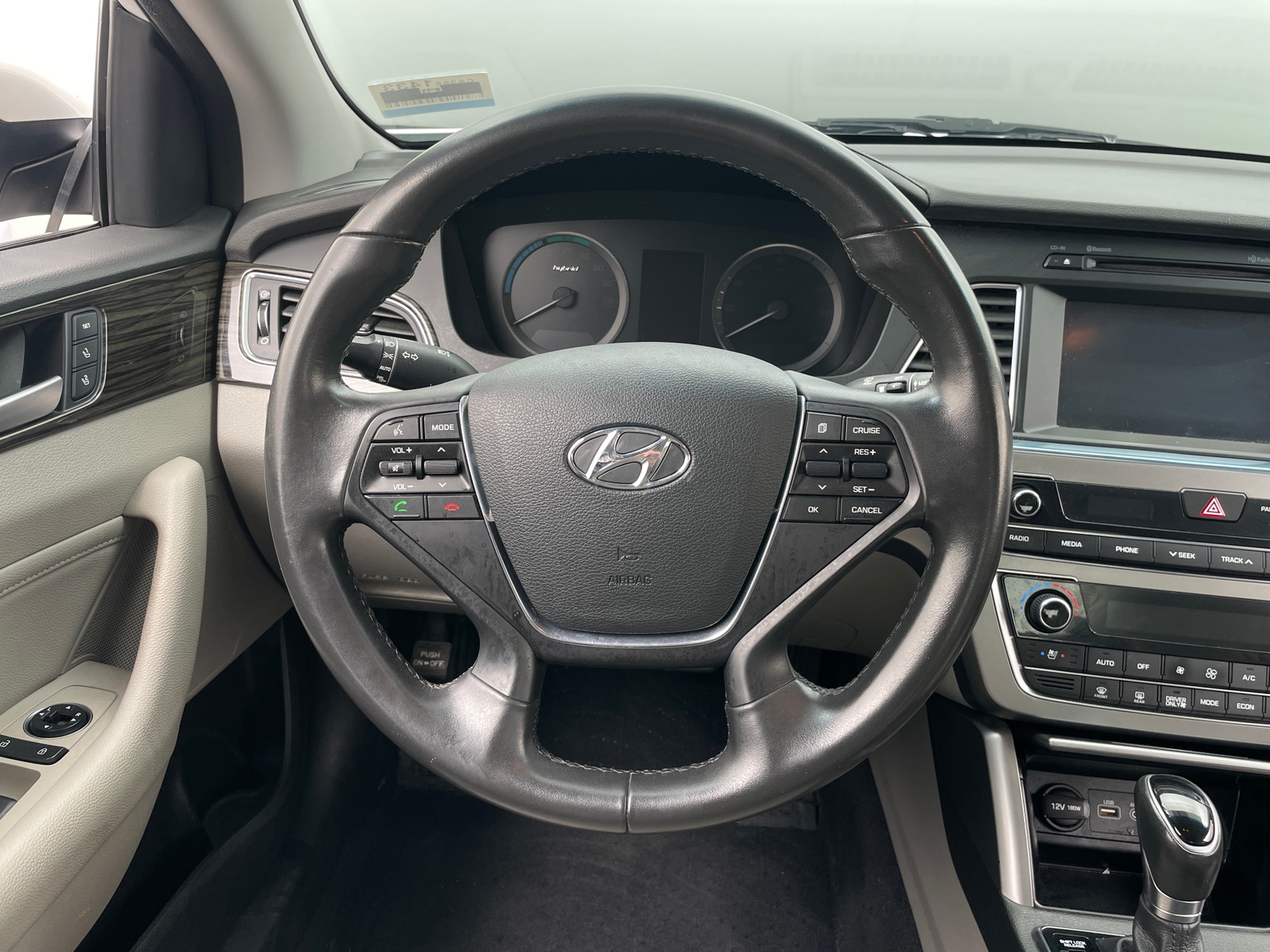 Thumbnail: 2017 Hyundai Sonata - 4