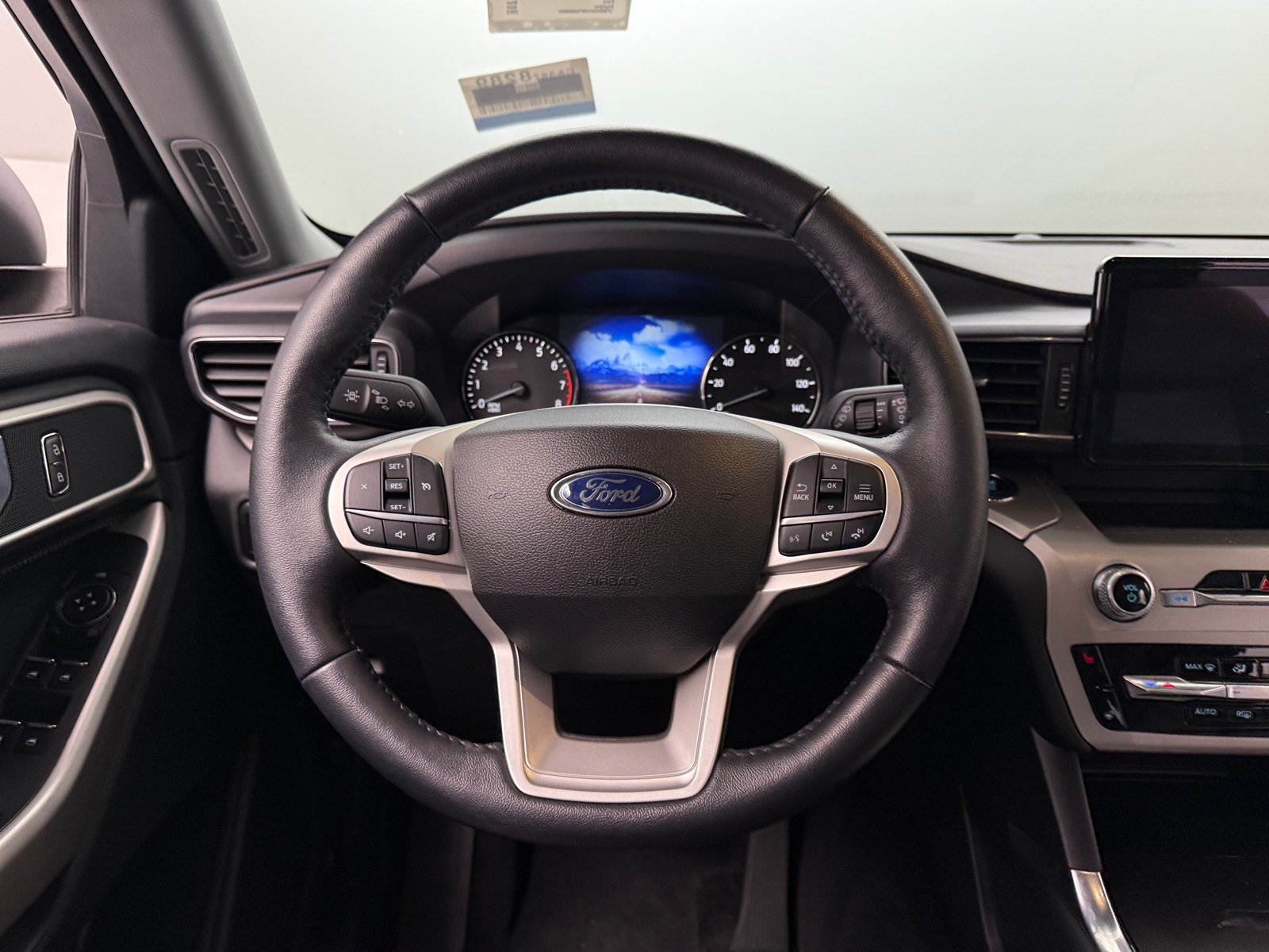 Thumbnail: 2023 Ford Explorer - 5