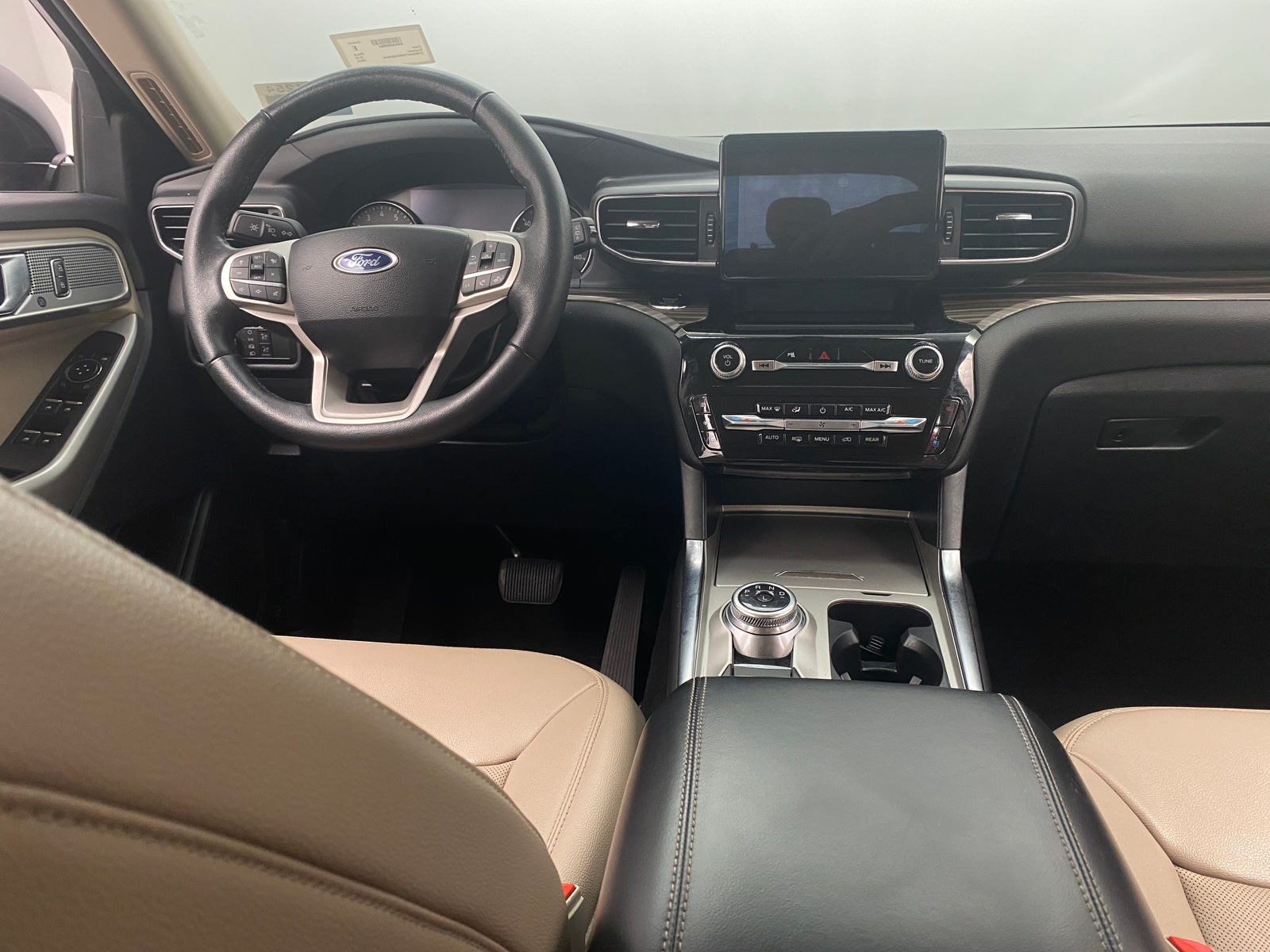 Thumbnail: 2024 Ford Explorer - 2