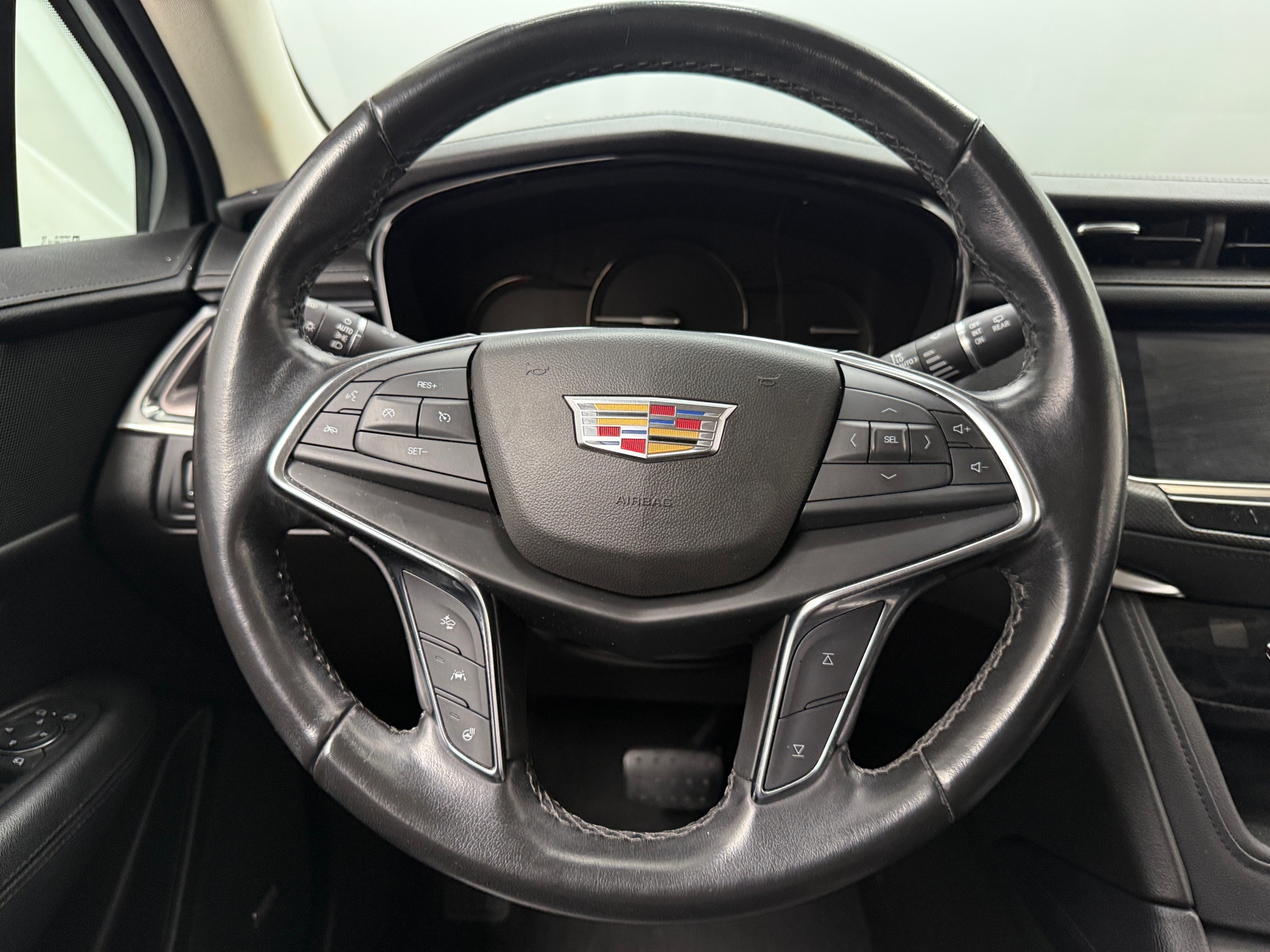Thumbnail: 2019 Cadillac XT5 - 4