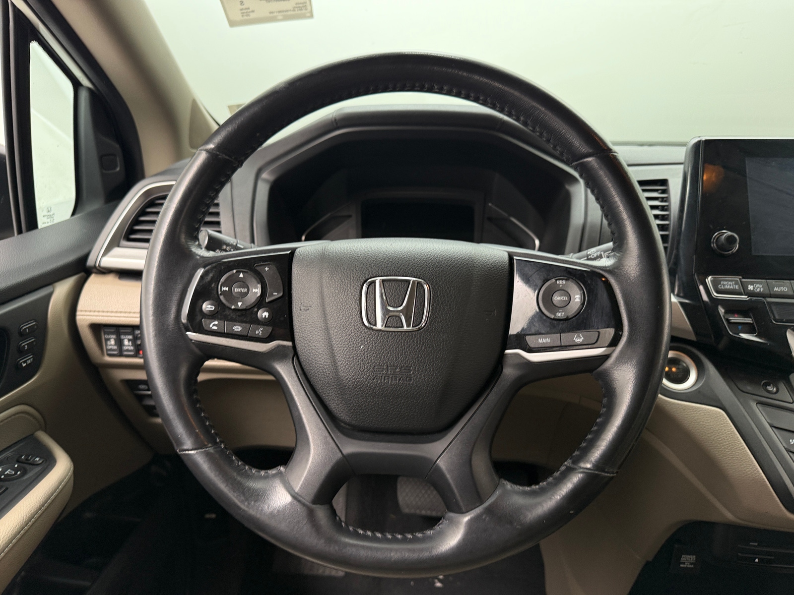 Thumbnail: 2019 Honda Odyssey - 4