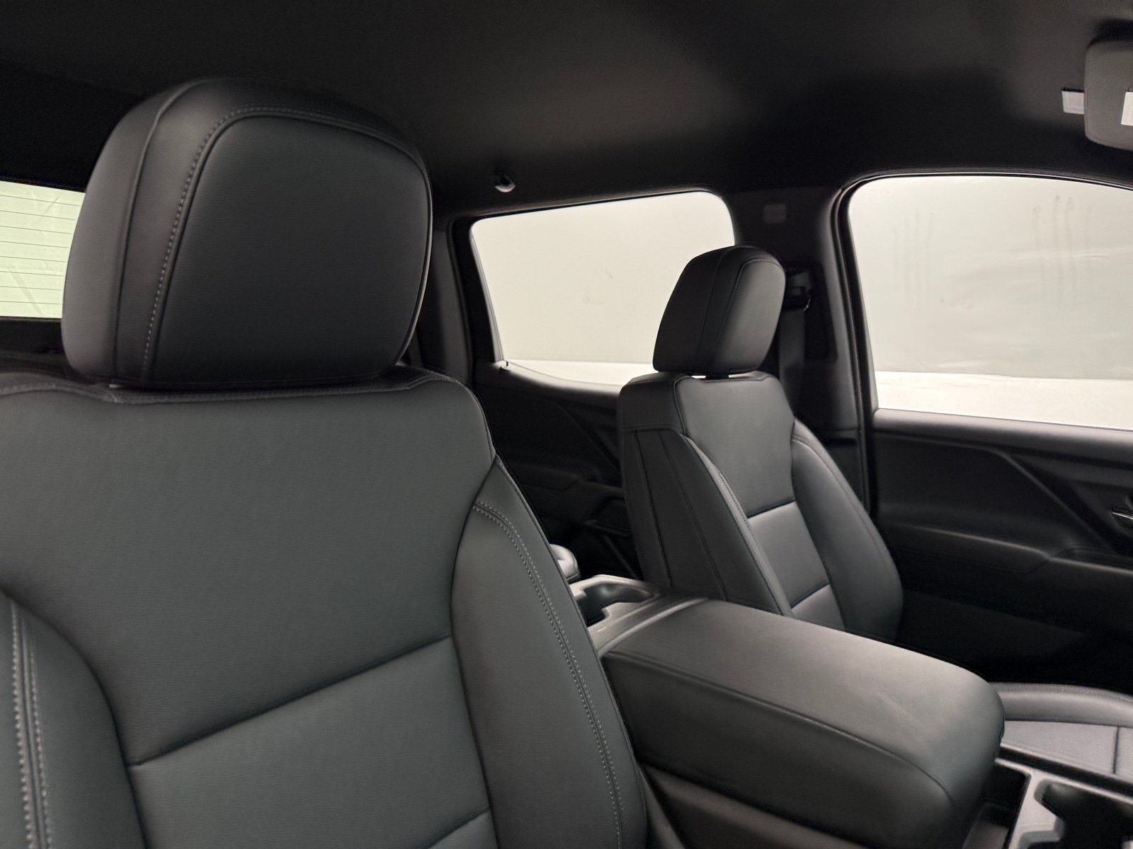 Thumbnail: 2024 Chevrolet Silverado EV - 2