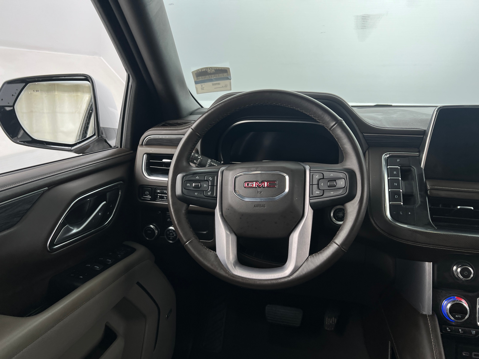 Thumbnail: 2022 GMC Yukon XL - 4