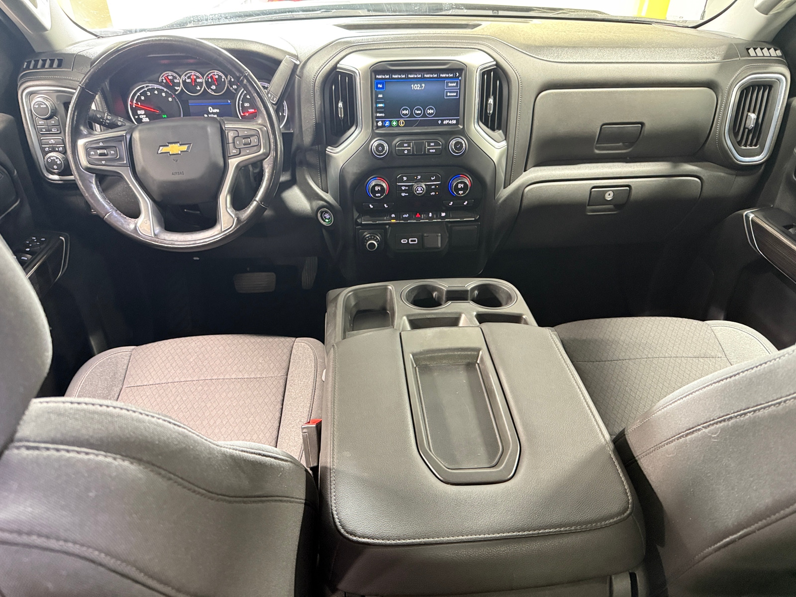 Thumbnail: 2022 Chevrolet Silverado 1500 - 3