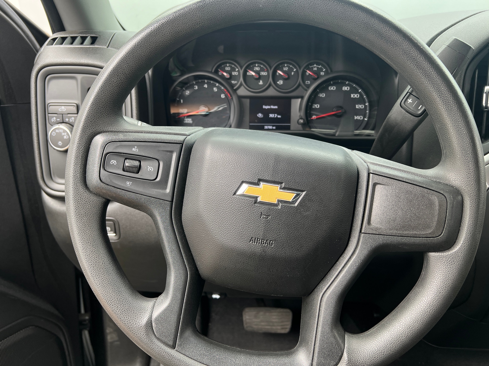 Thumbnail: 2022 Chevrolet Silverado 1500 - 5