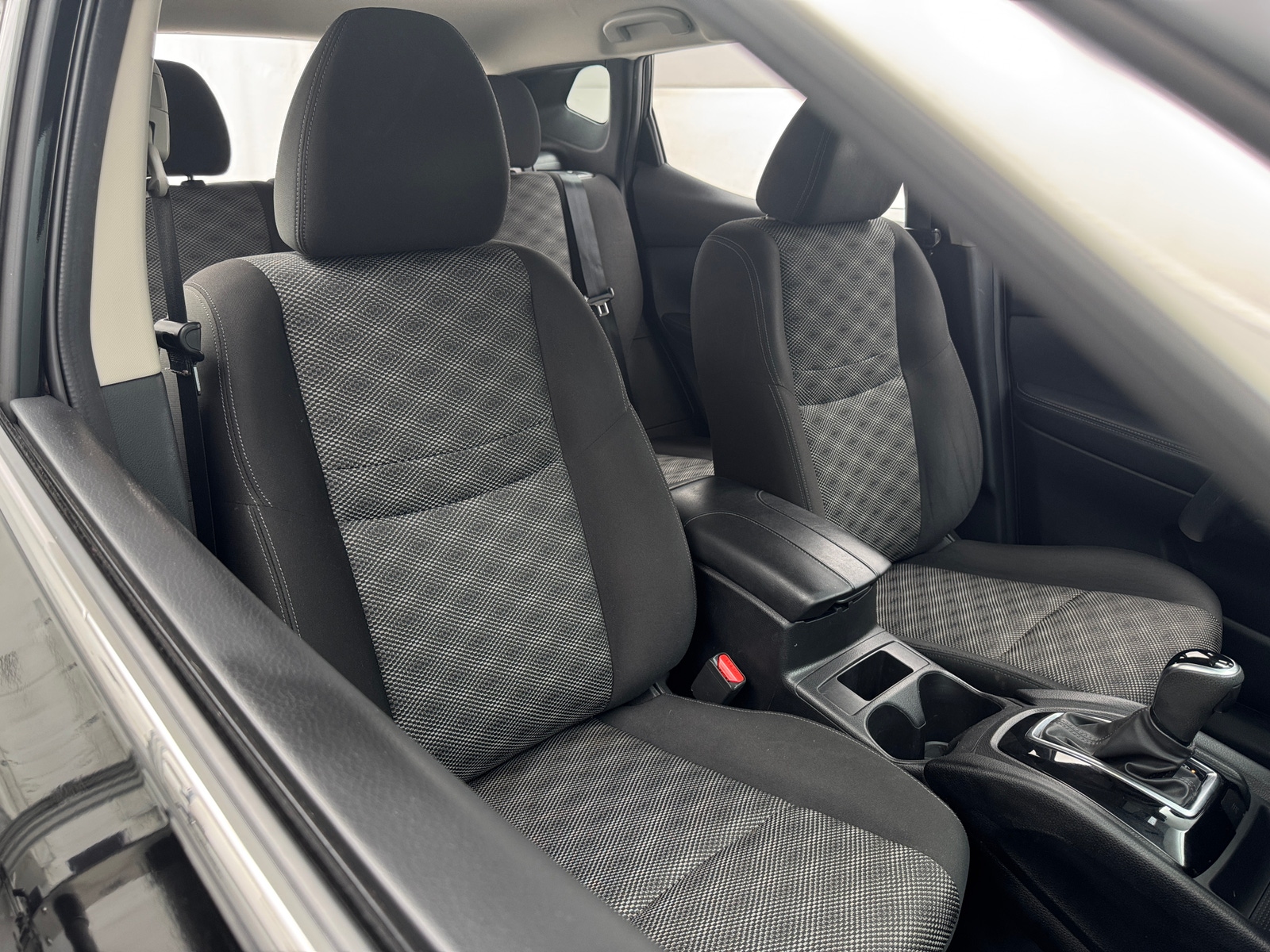 Thumbnail: 2019 Nissan Rogue Sport - 2