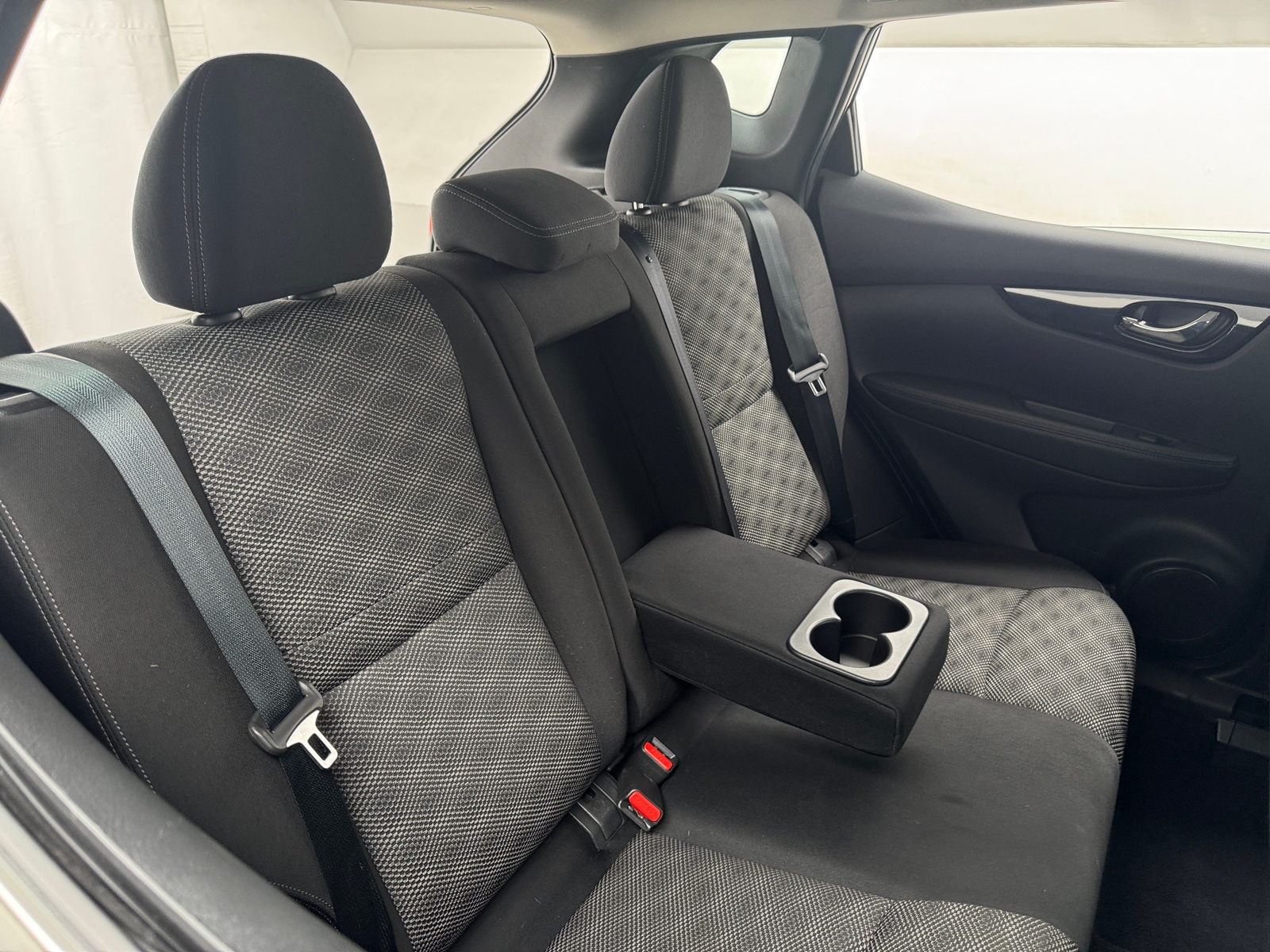 Thumbnail: 2019 Nissan Rogue Sport - 6