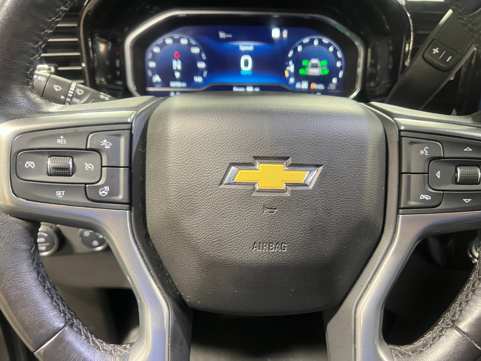 Thumbnail: 2022 Chevrolet Silverado 1500 - 4
