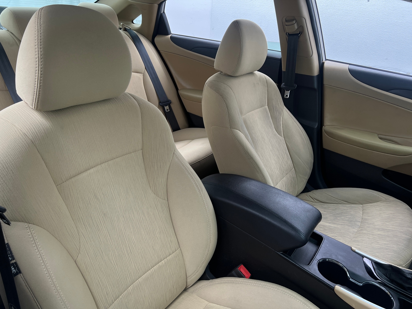Thumbnail: 2011 Hyundai Sonata - 2