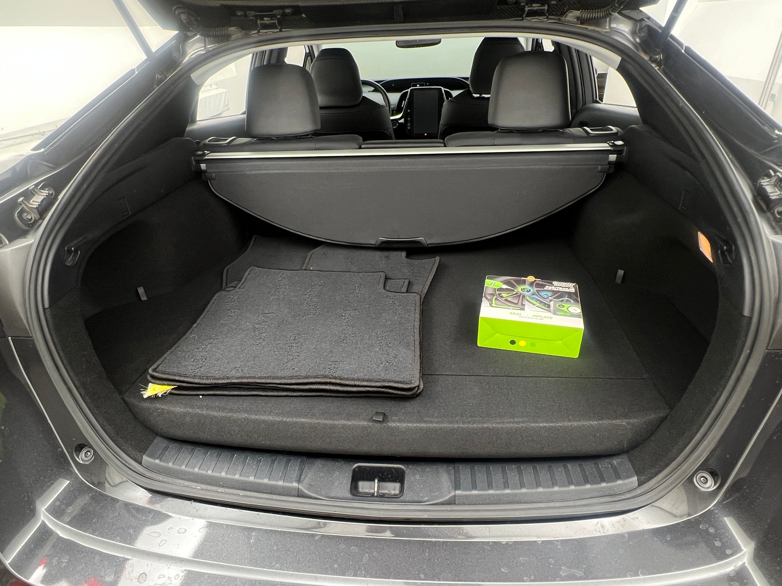 Thumbnail: 2019 Toyota Prius Prime - 6