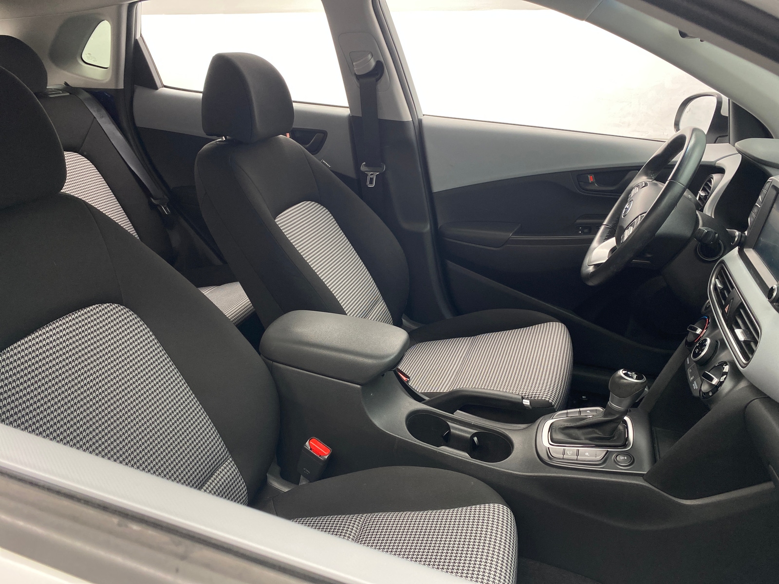 Thumbnail: 2021 Hyundai Kona - 2