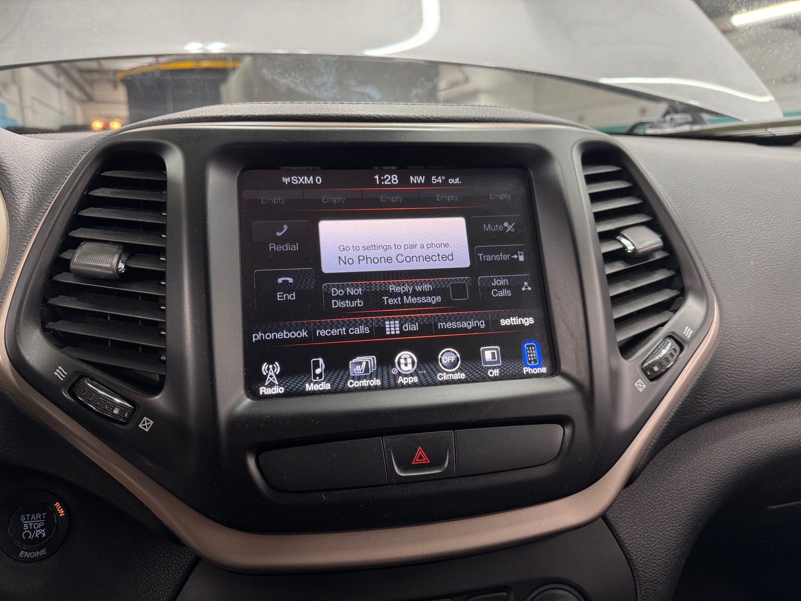 Thumbnail: 2015 Jeep Cherokee - 4