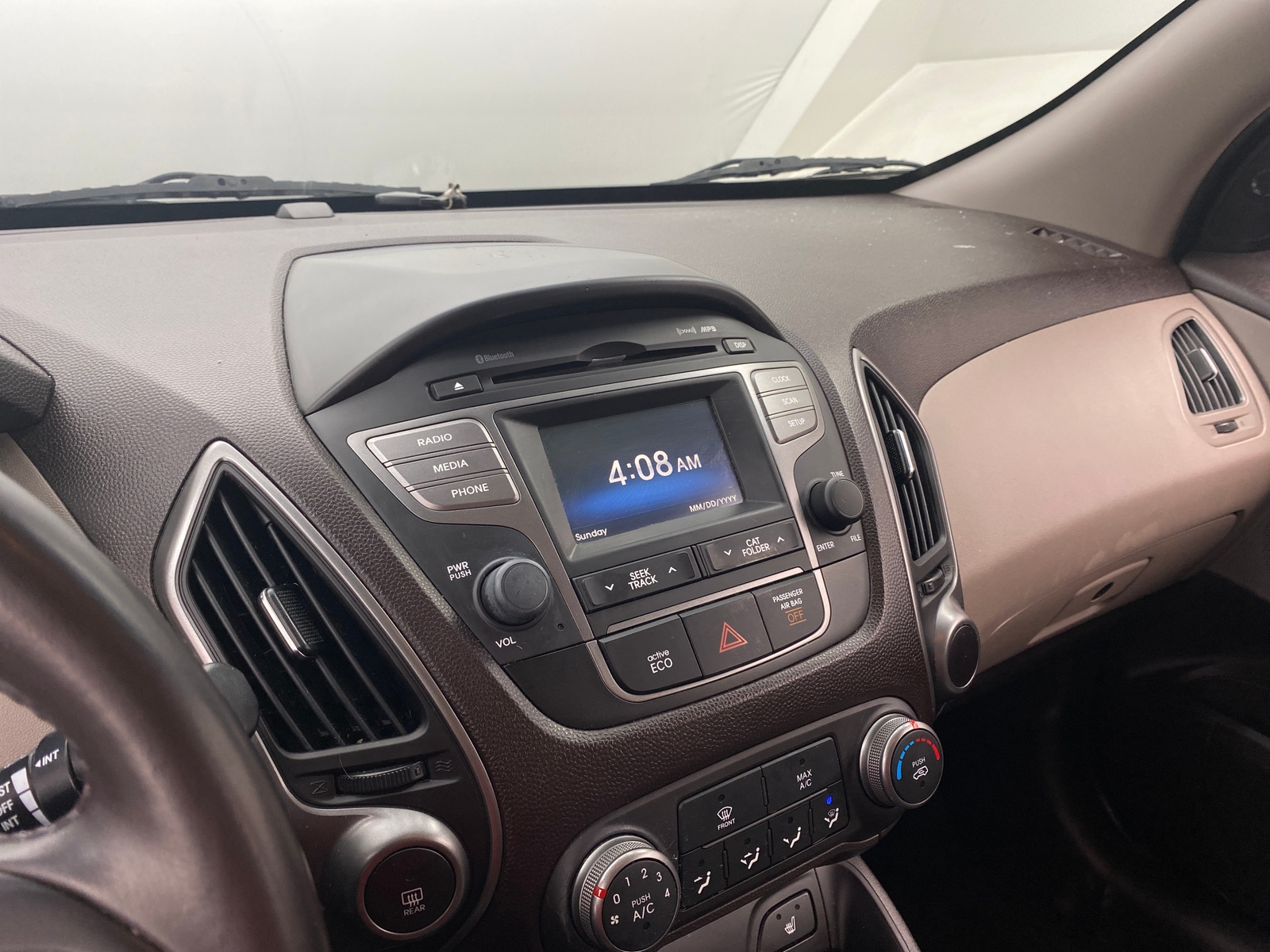 Thumbnail: 2015 Hyundai Tucson - 4