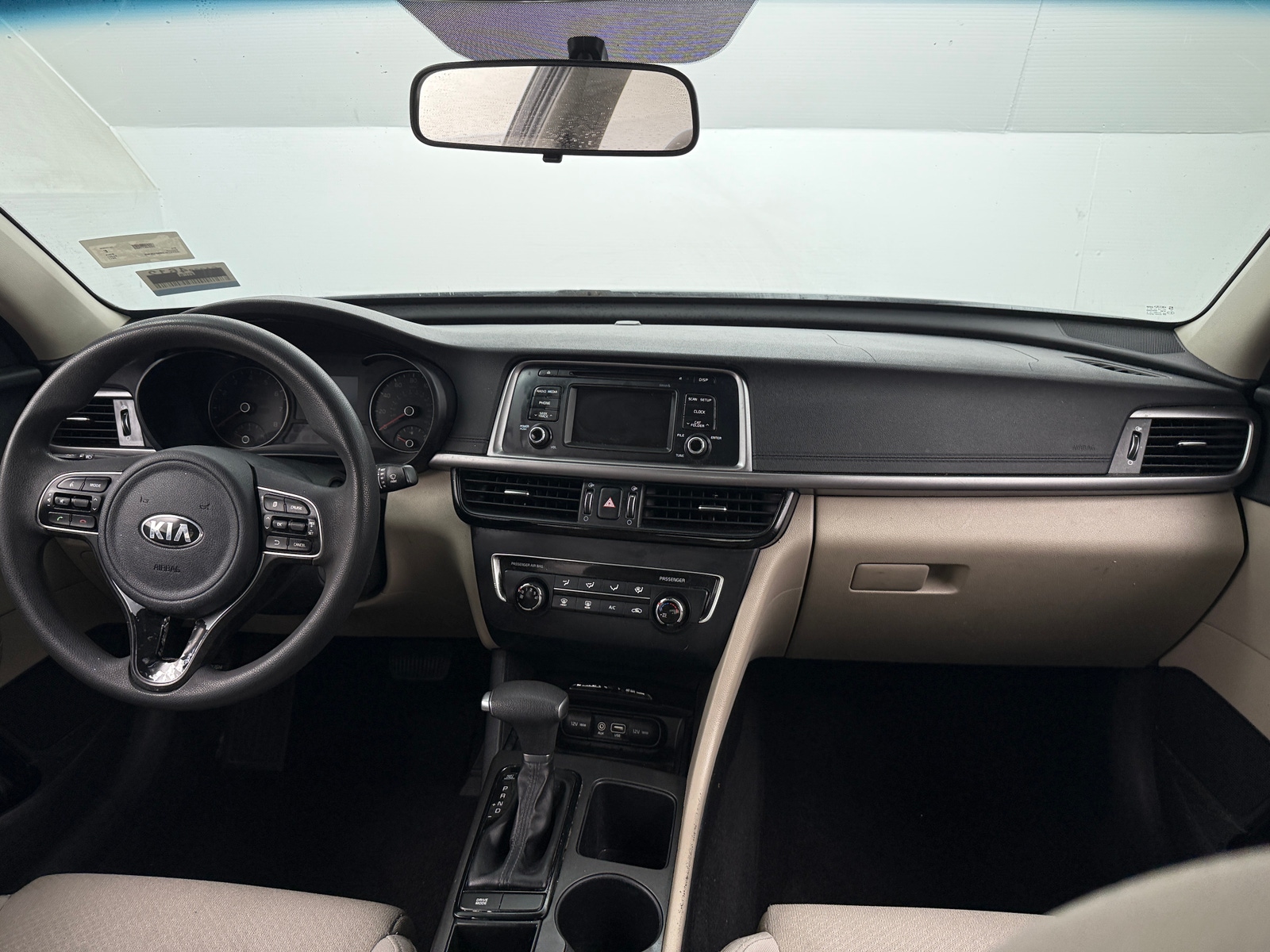Thumbnail: 2017 Kia Optima - 3
