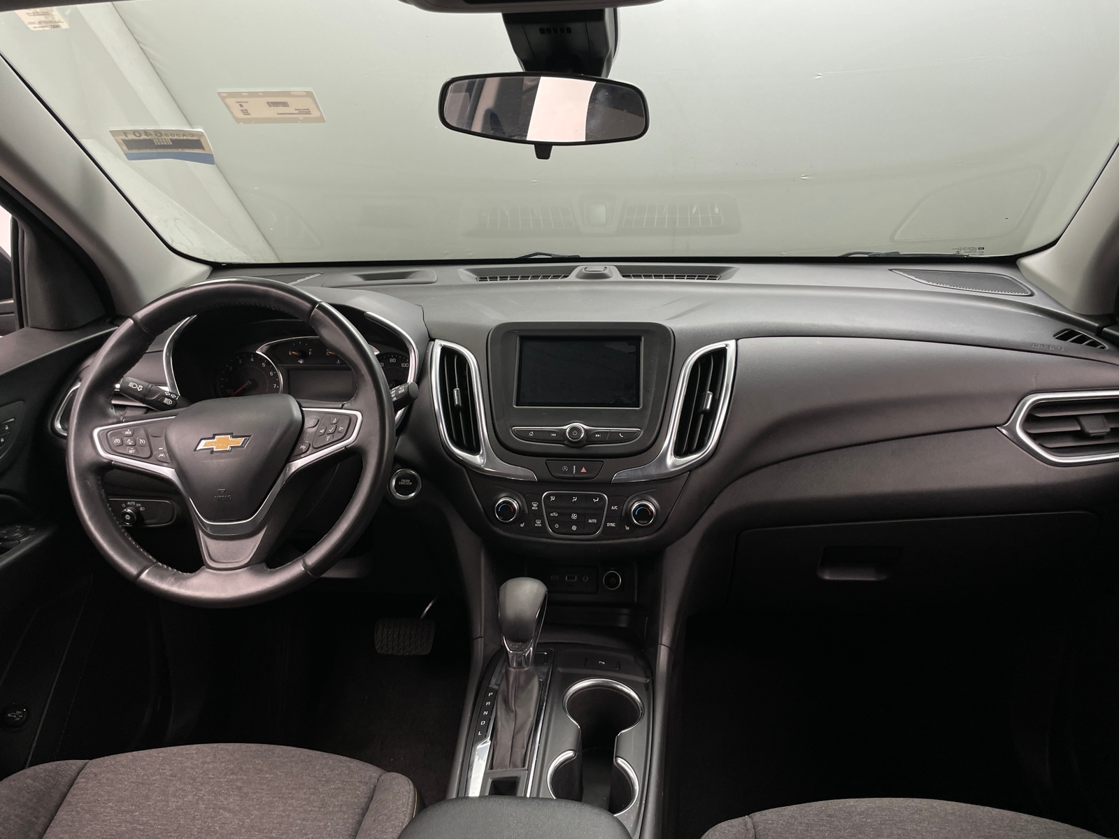 Thumbnail: 2022 Chevrolet Equinox - 3