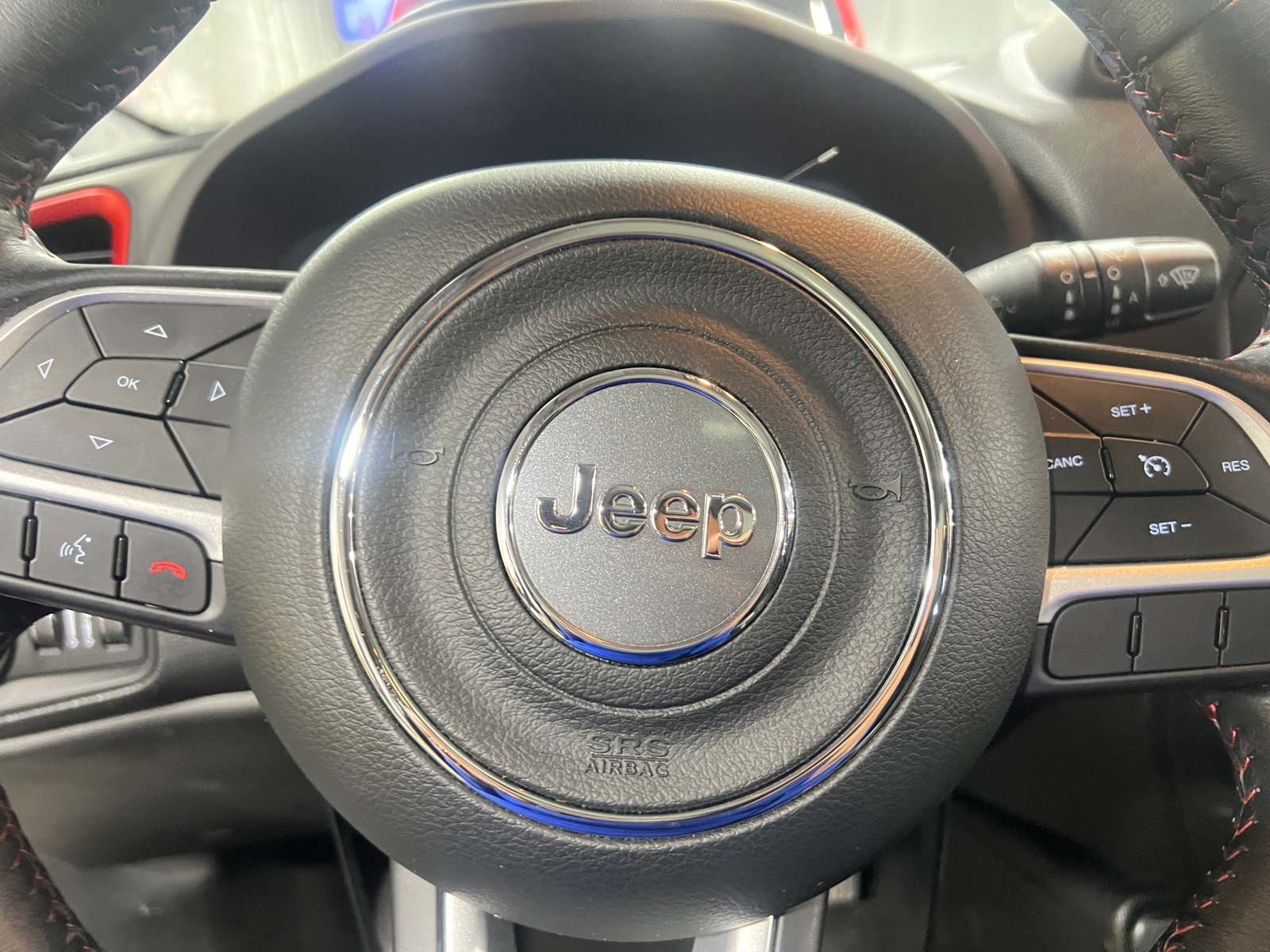 Thumbnail: 2019 Jeep Renegade - 5
