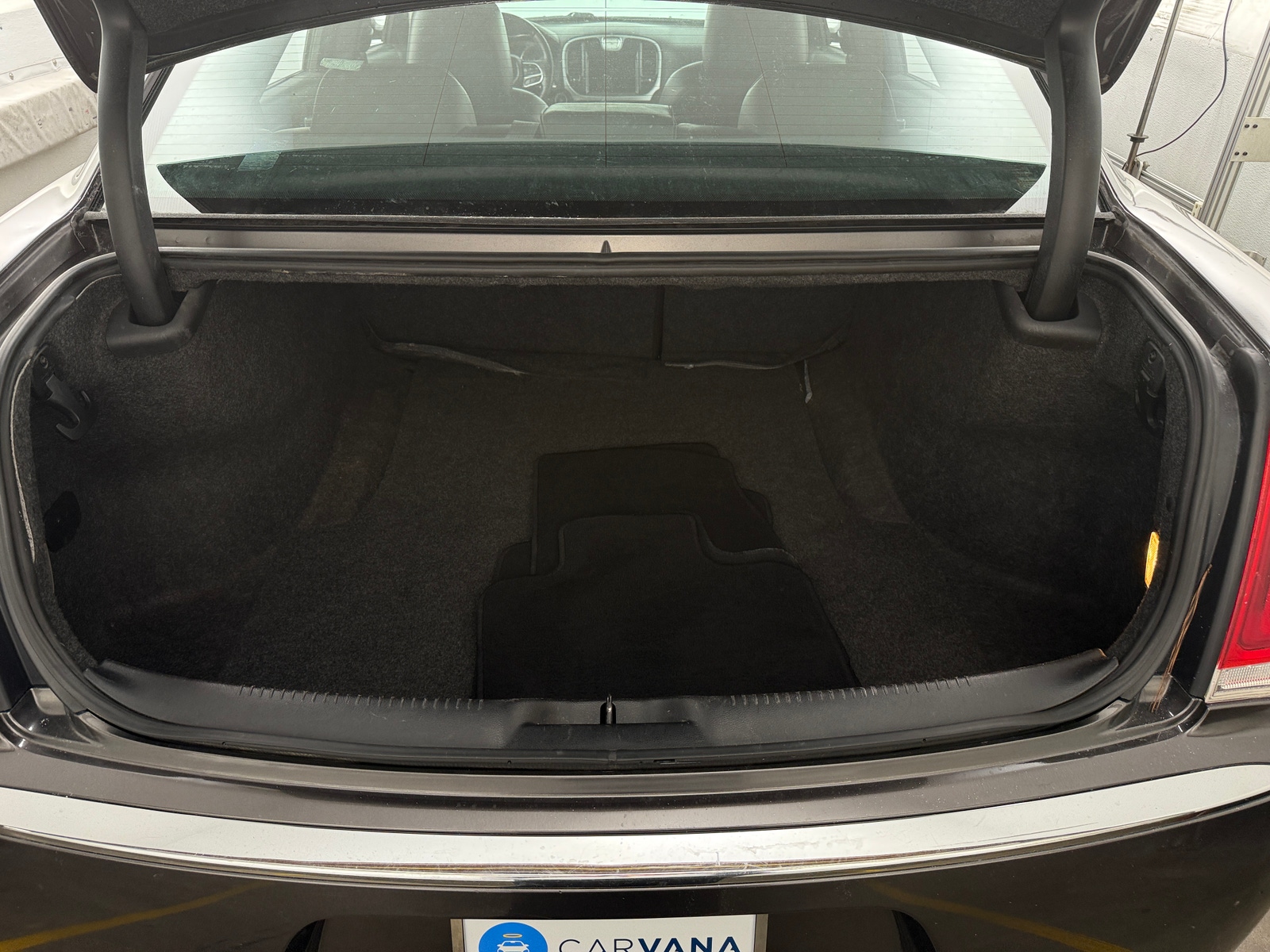 Thumbnail: 2019 Chrysler 300 - 6