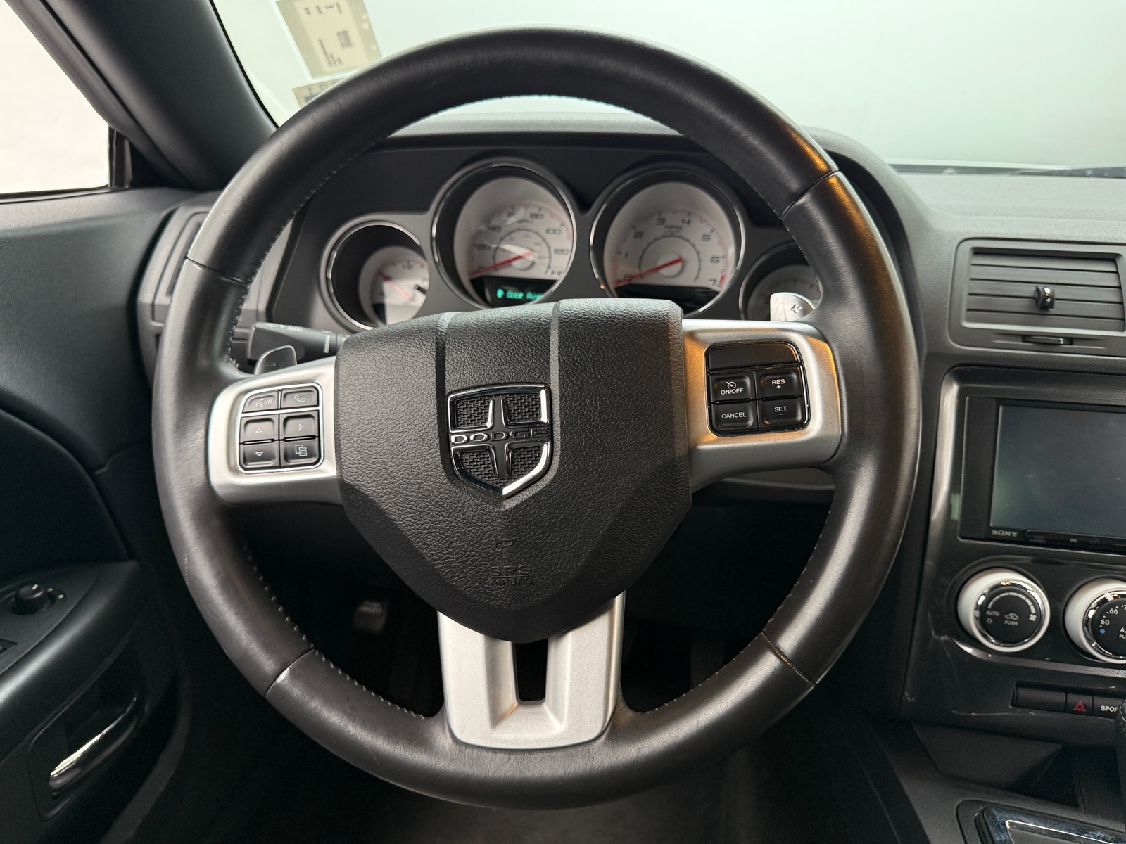 Thumbnail: 2013 Dodge Challenger - 4