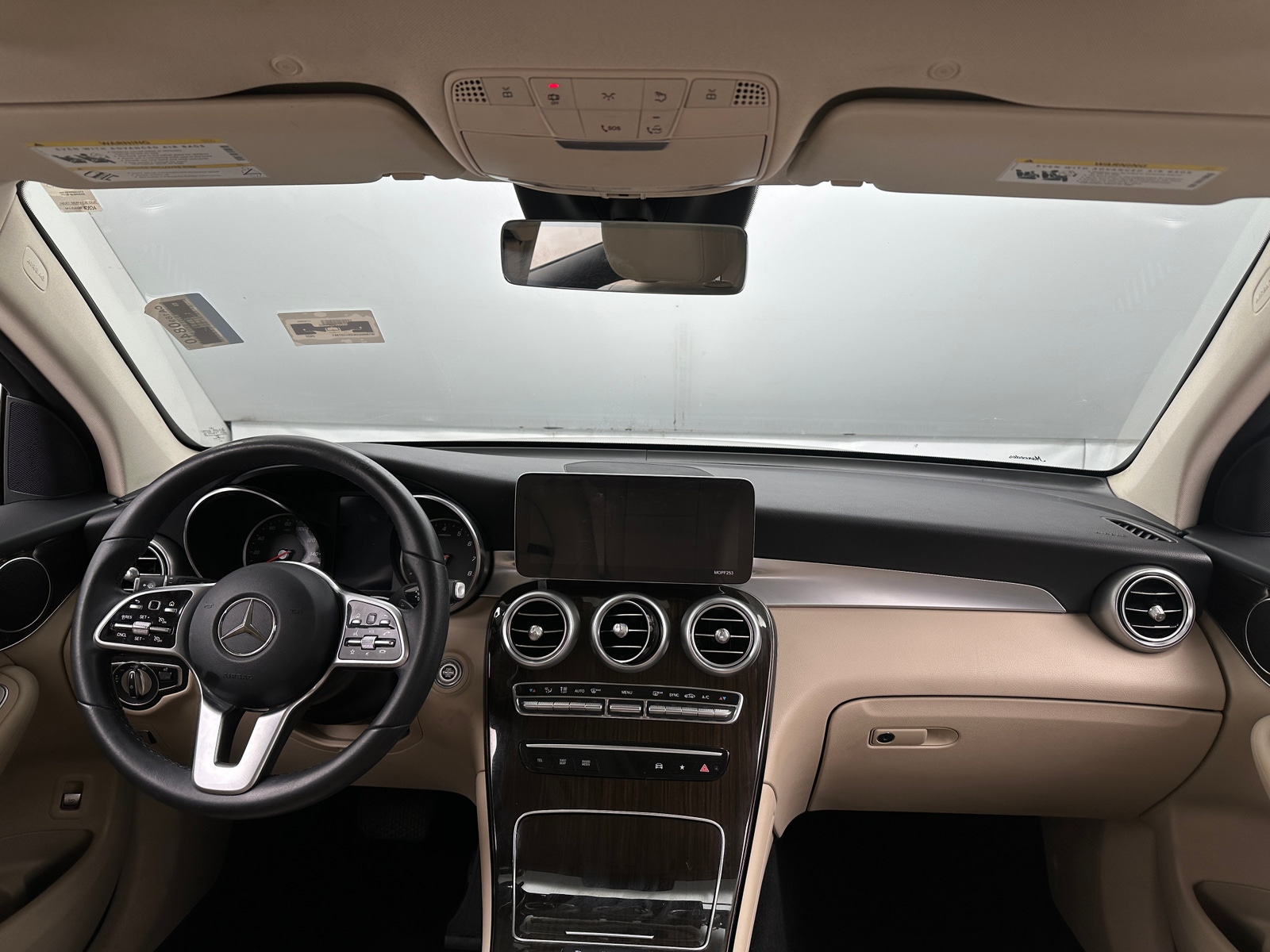 Thumbnail: 2022 Mercedes-Benz GLC - 2