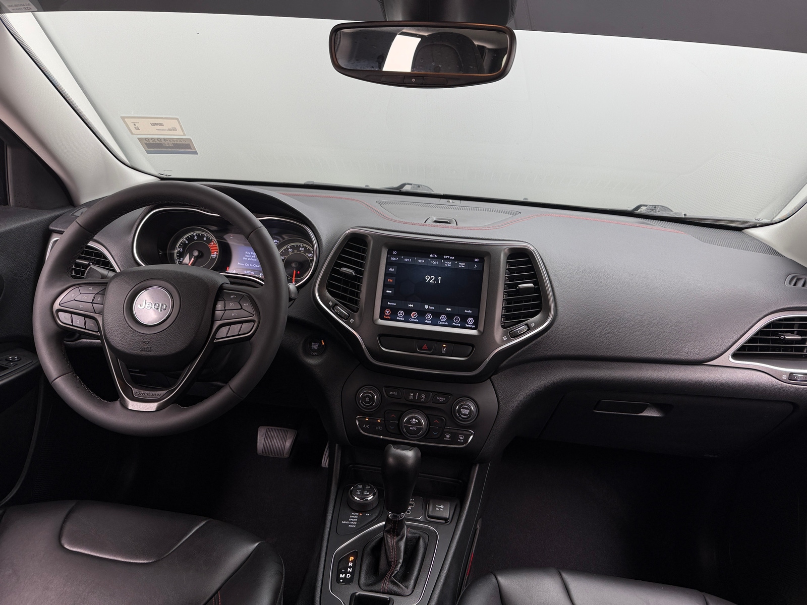 Thumbnail: 2022 Jeep Cherokee - 3