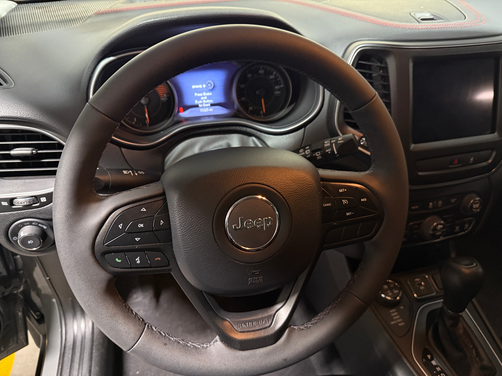 Thumbnail: 2022 Jeep Cherokee - 5