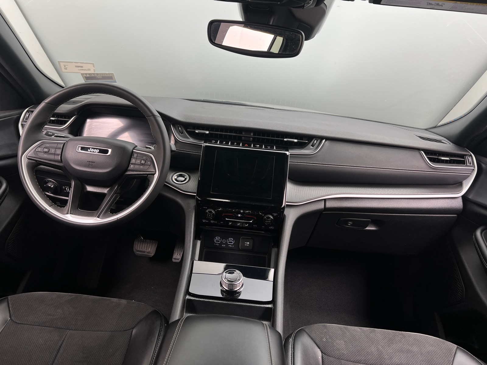 Thumbnail: 2024 Jeep Grand Cherokee L - 2