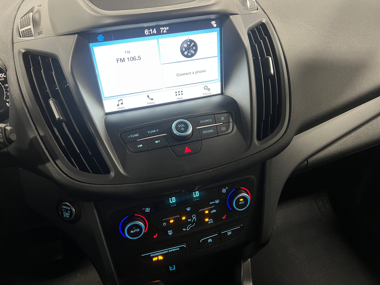 Thumbnail: 2019 Ford Escape - 4