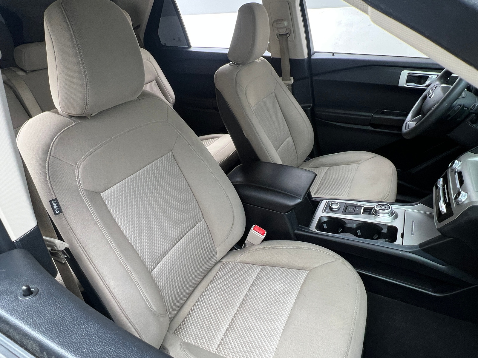 Thumbnail: 2020 Ford Explorer - 2