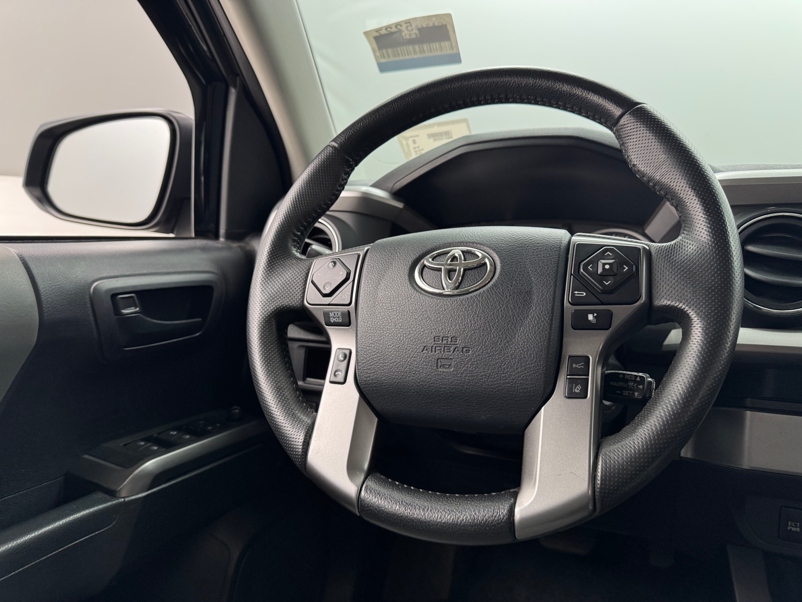 Thumbnail: 2019 Toyota Tacoma - 5